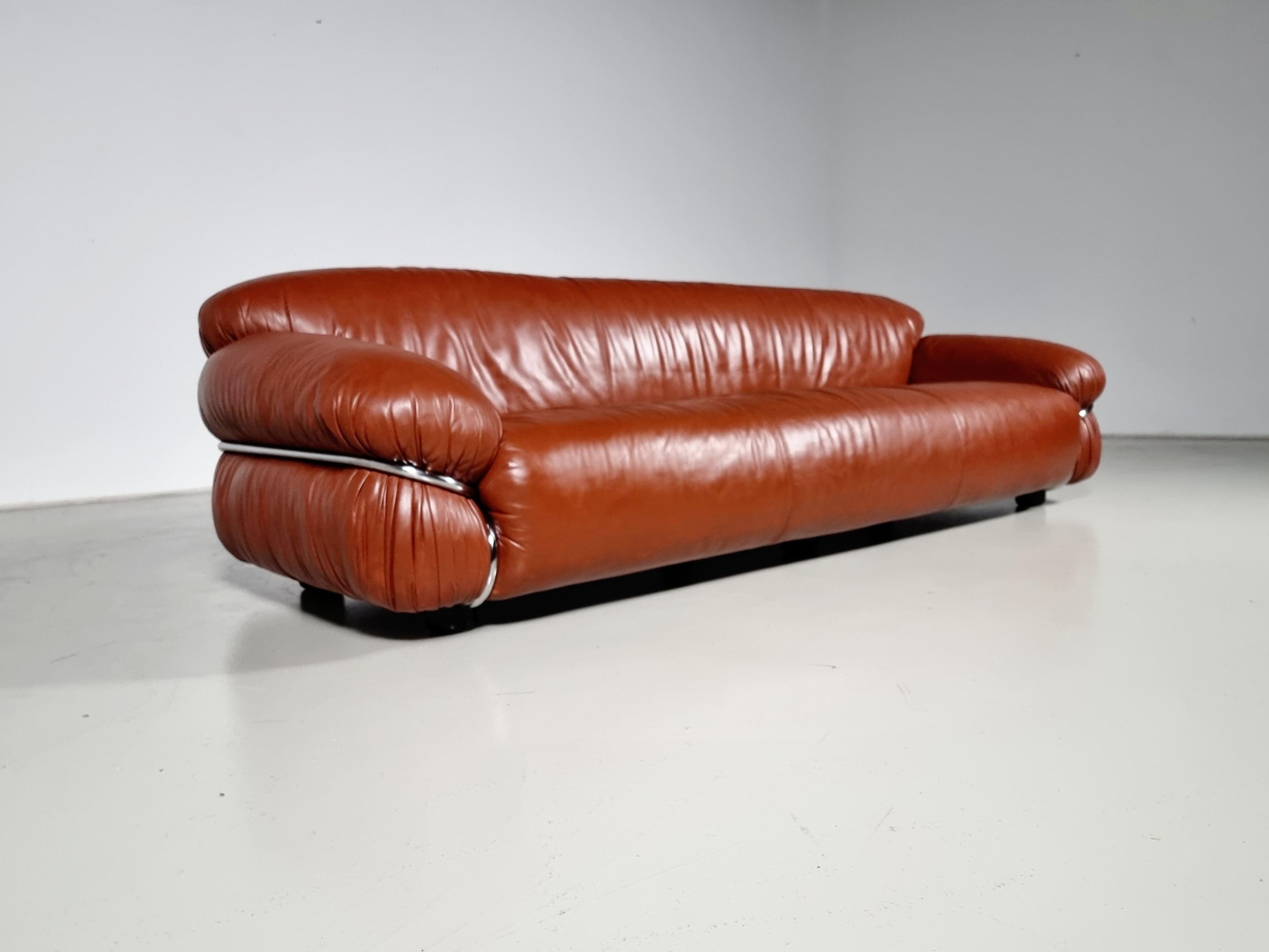 Mid-Century Modern Sesann 3-Seater Sofa in cognac leather by Gianfranco Frattini for Cassina, 1970s