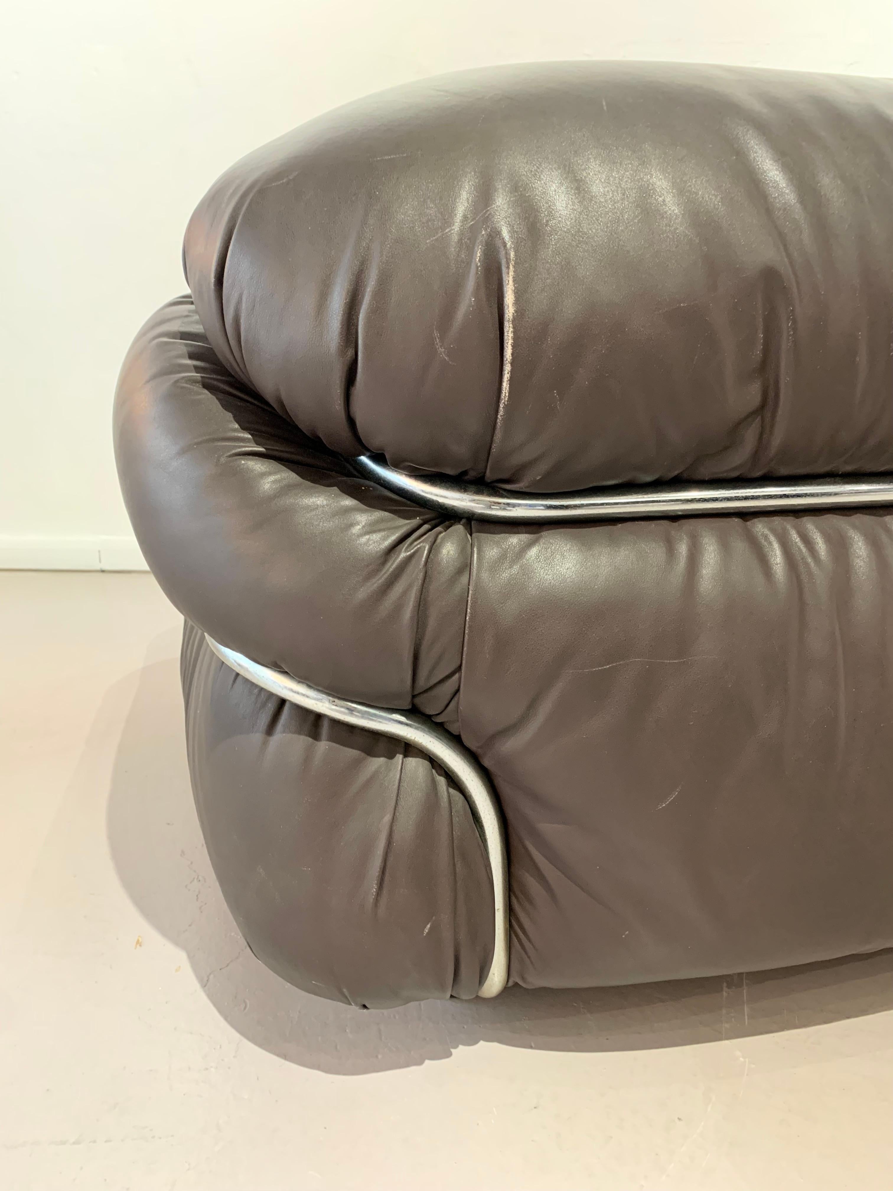 Sesann armchair by Gianfranco Frattini for Cassina In Excellent Condition For Sale In Brescia, IT