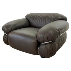 Fauteuil Sesann de Gianfranco Frattini pour Cassina