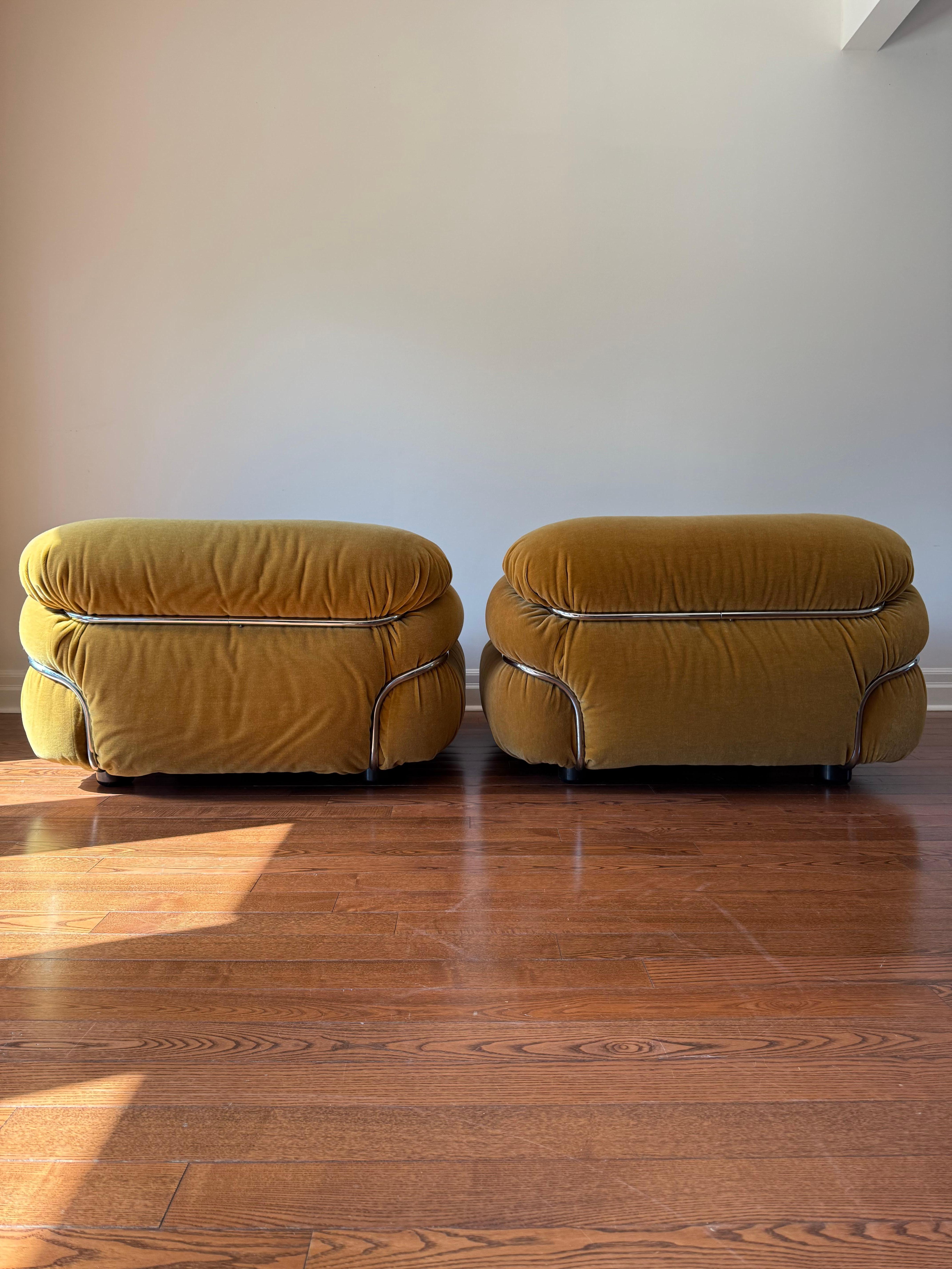 Mohair Poltrone Sesann di Gianfranco Frattini per Cassina in vendita