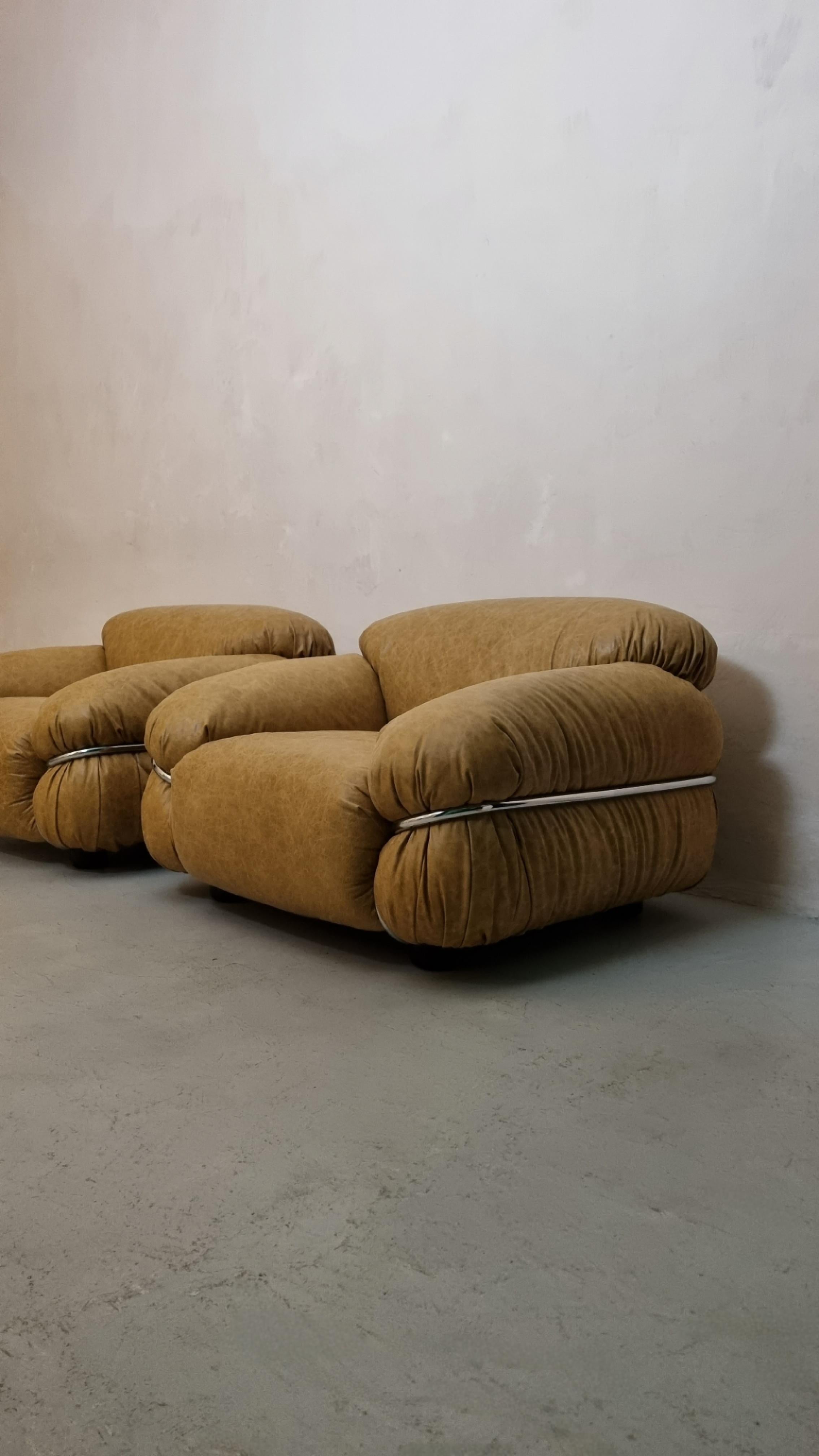 Mid-Century Modern Fauteuils Sesann conçus par Gianfranco Frattini pour Cassina, 1970 en vente