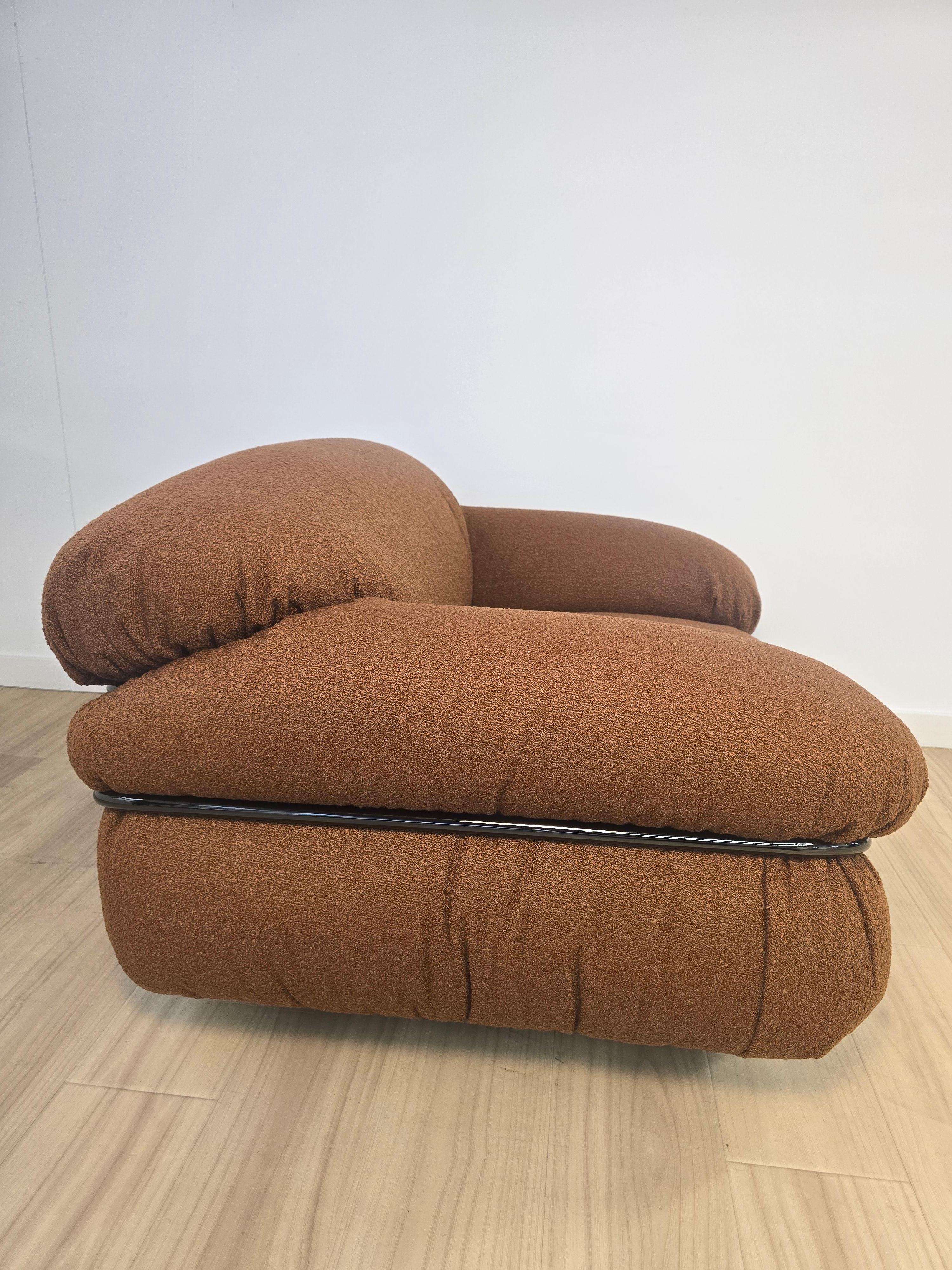 Sesann Lounge Chair by Tacchini designed by Gianfranco Frattini For Sale 4