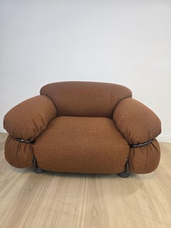 Sesann Lounge Chair von Tacchini entworfen von Gianfranco Frattini