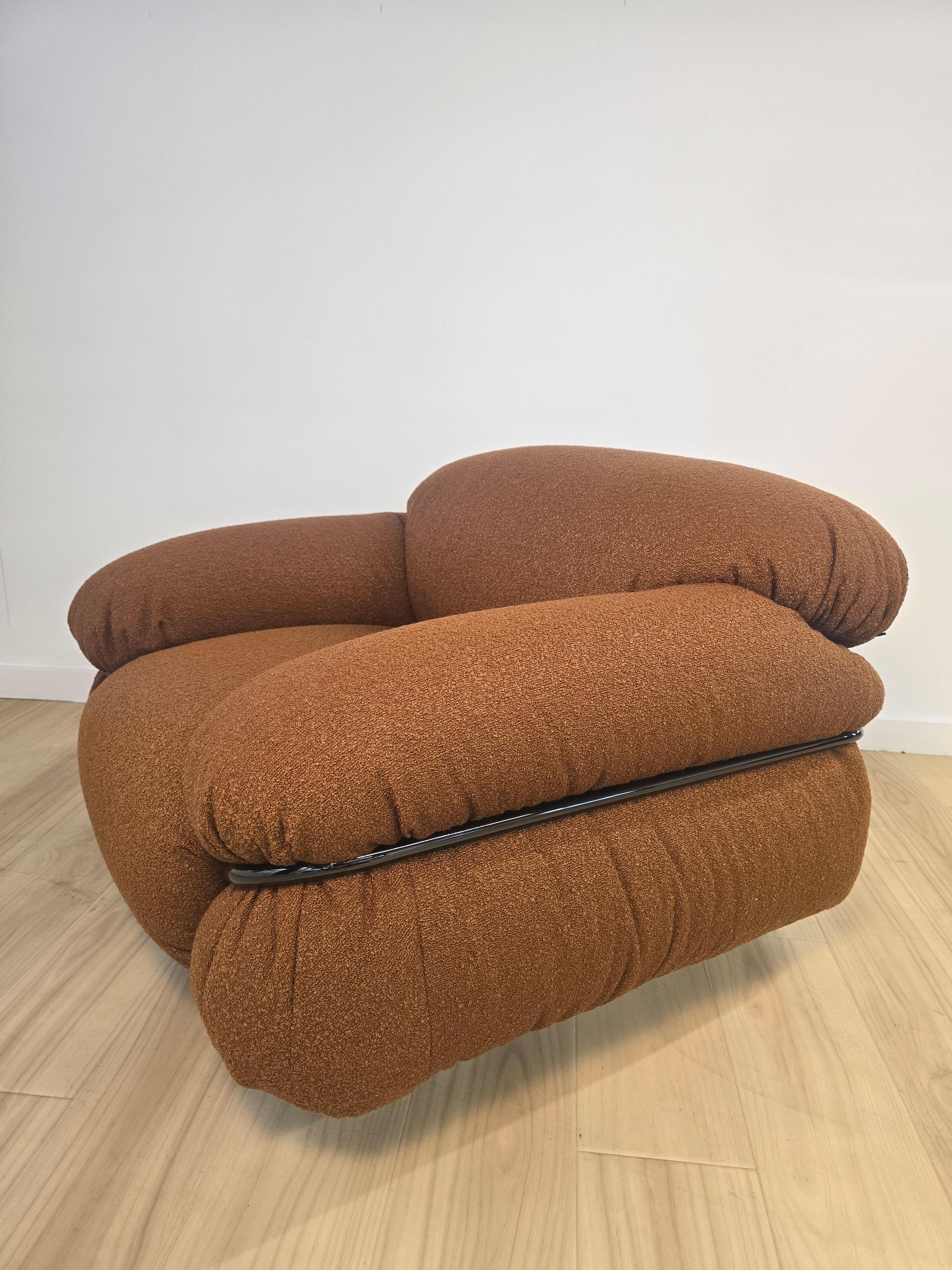 Sesann Lounge Chair by Tacchini designed by Gianfranco Frattini In Excellent Condition For Sale In Carson, CA