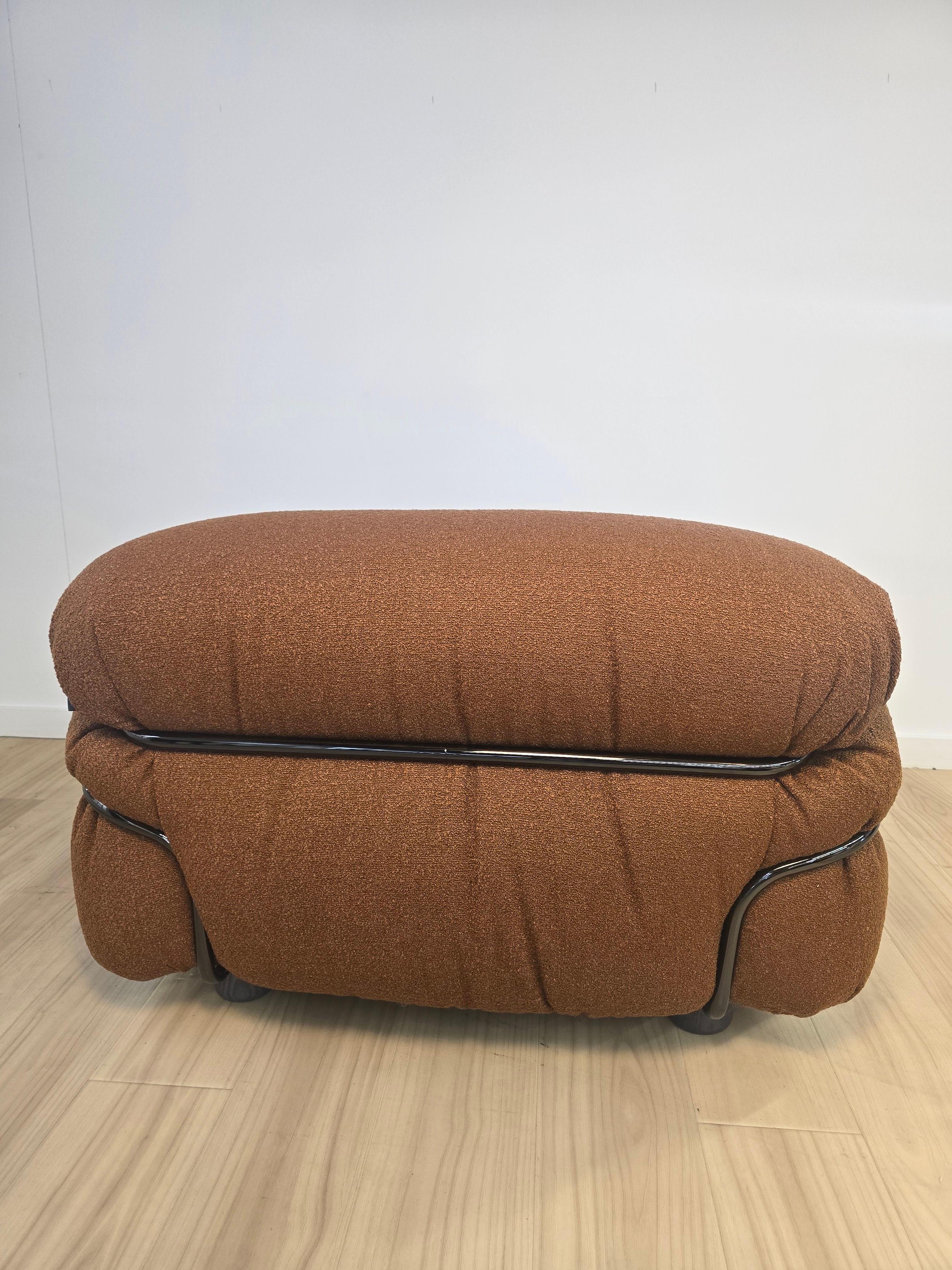 Sesann Lounge Chair by Tacchini designed by Gianfranco Frattini For Sale 1