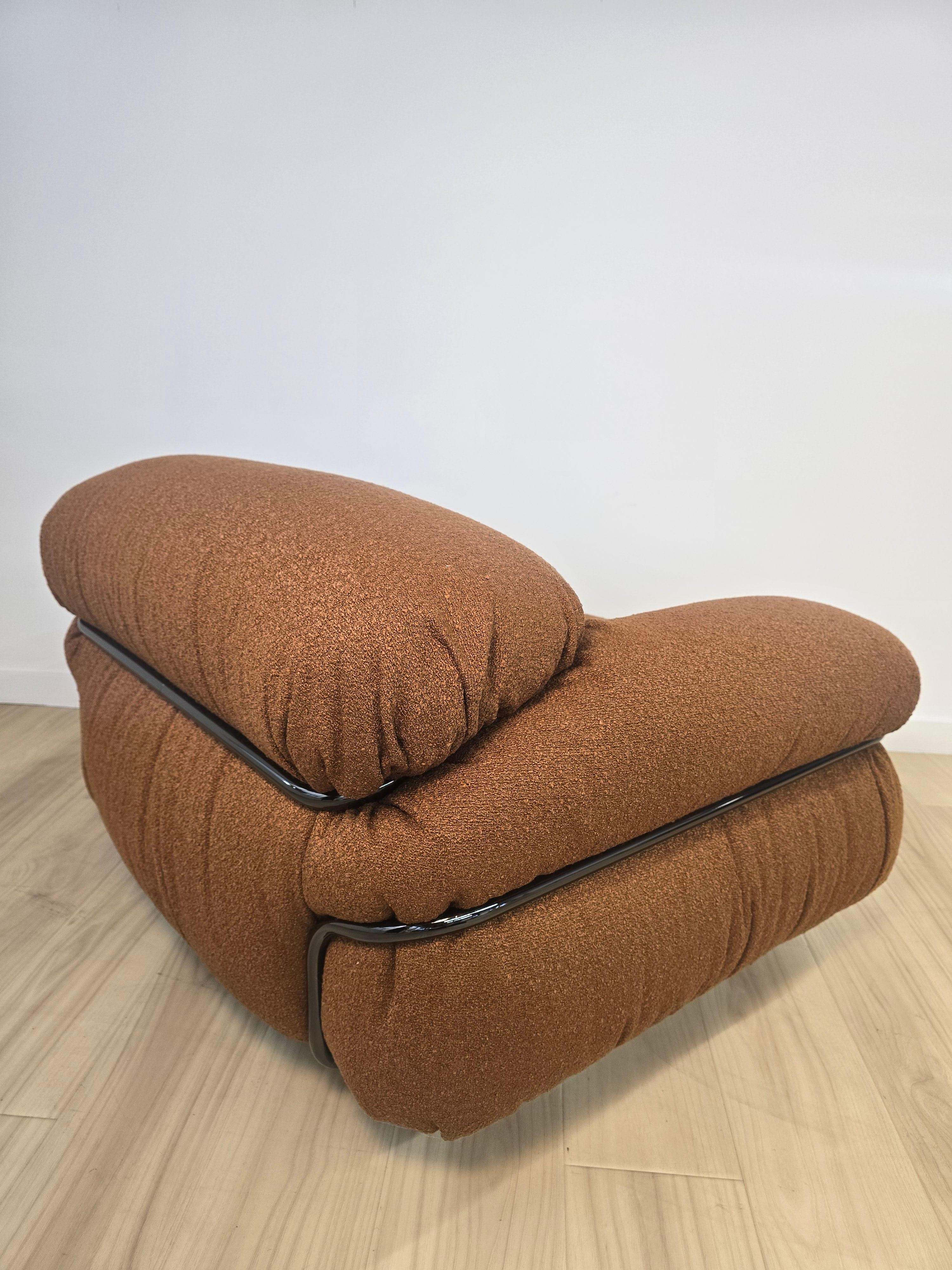 Sesann Lounge Chair by Tacchini designed by Gianfranco Frattini For Sale 3