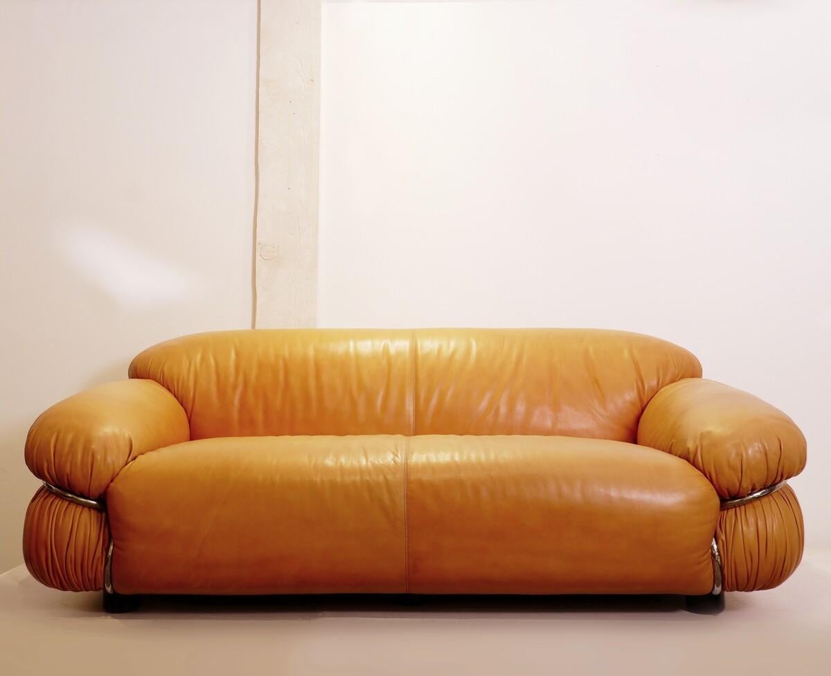 Sesann sofa by Gianfranco Frattini, for Cassina, Italy, 1960's For Sale 6