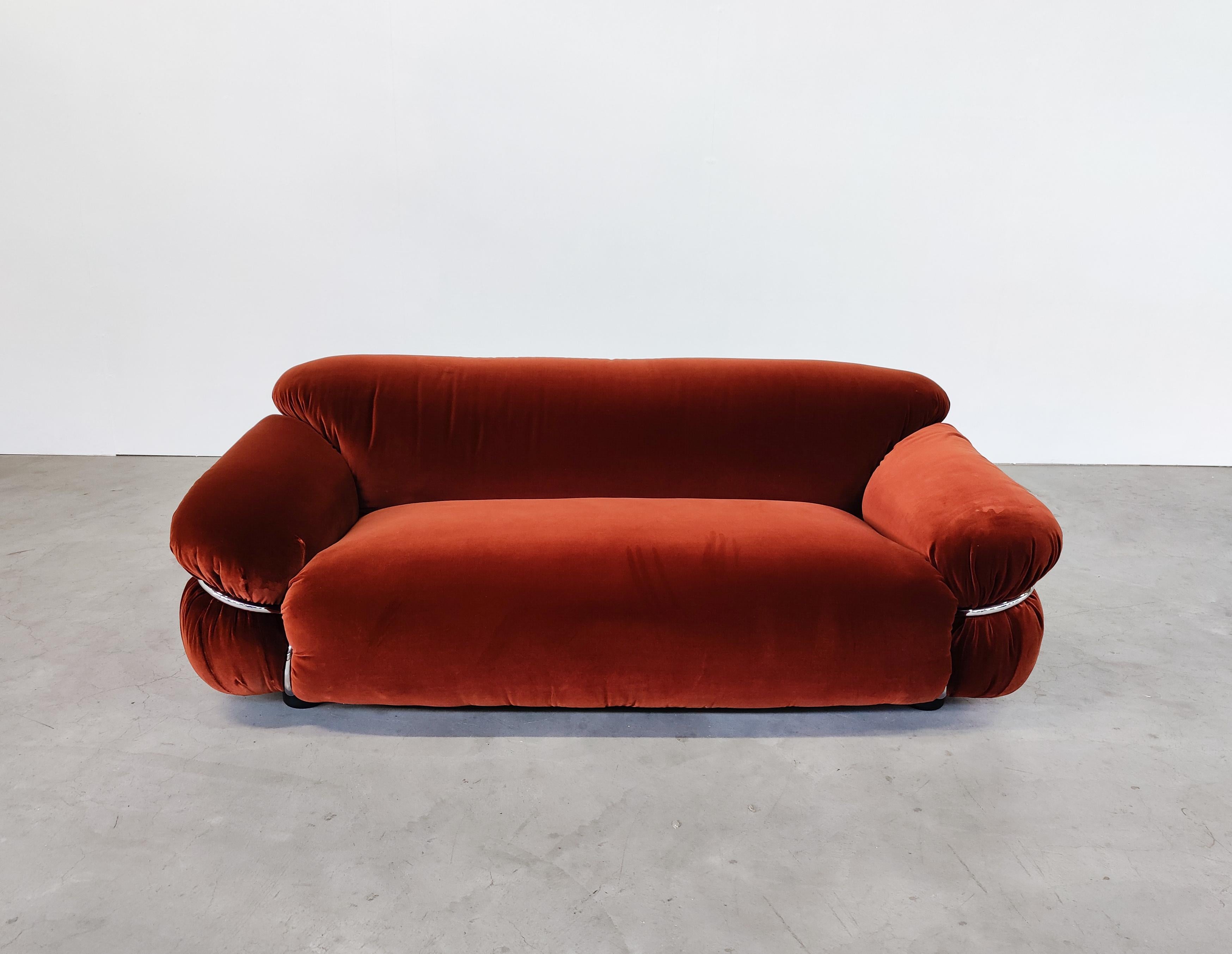 Sesann sofa by Gianfranco Frattini for Cassina, Orange Velvet, Italy, 1970s - Two available.