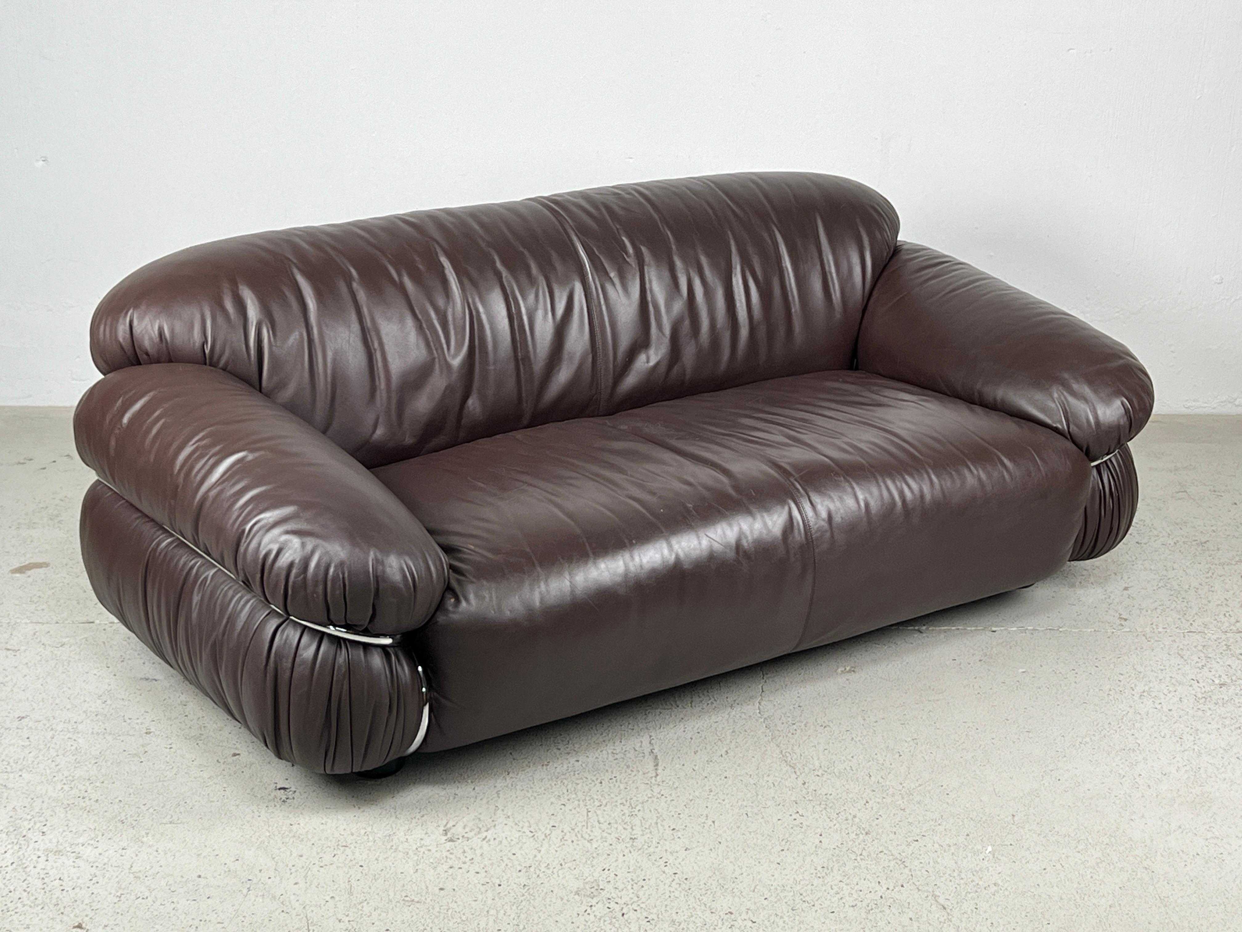 Leather Sesann Sofa / Settee by Gianfranco Frattini for Cassina For Sale