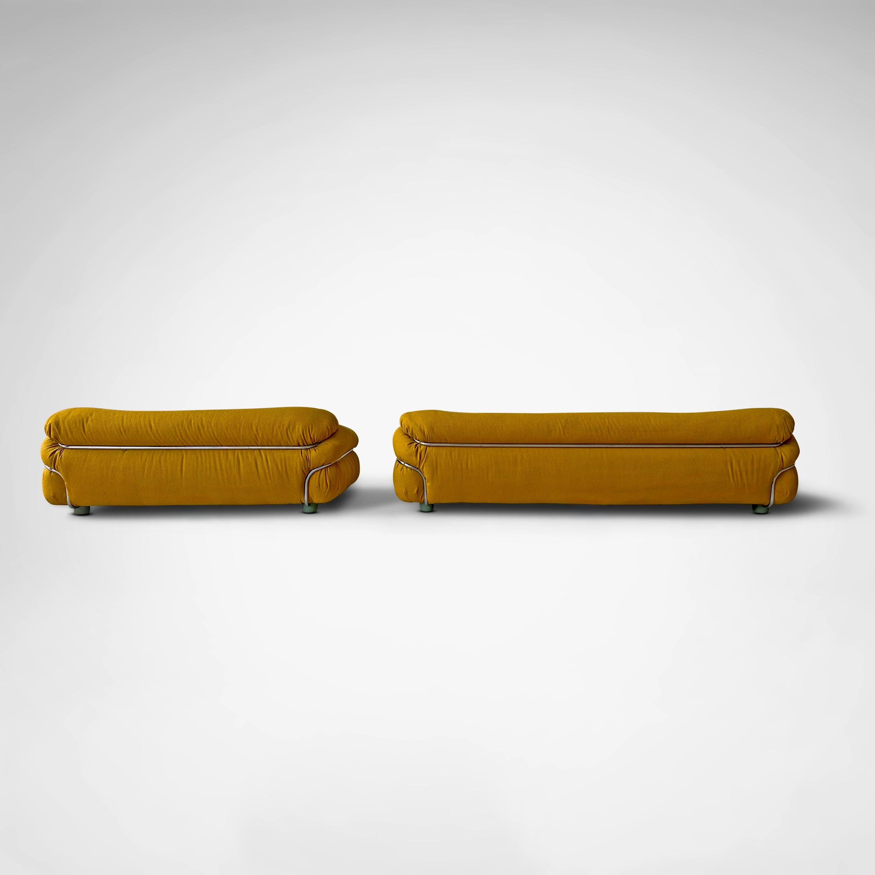 Sofá Sesann amarillo bouclé de Gianfranco Frattini para Cassina años 70, set de 2 en venta 4