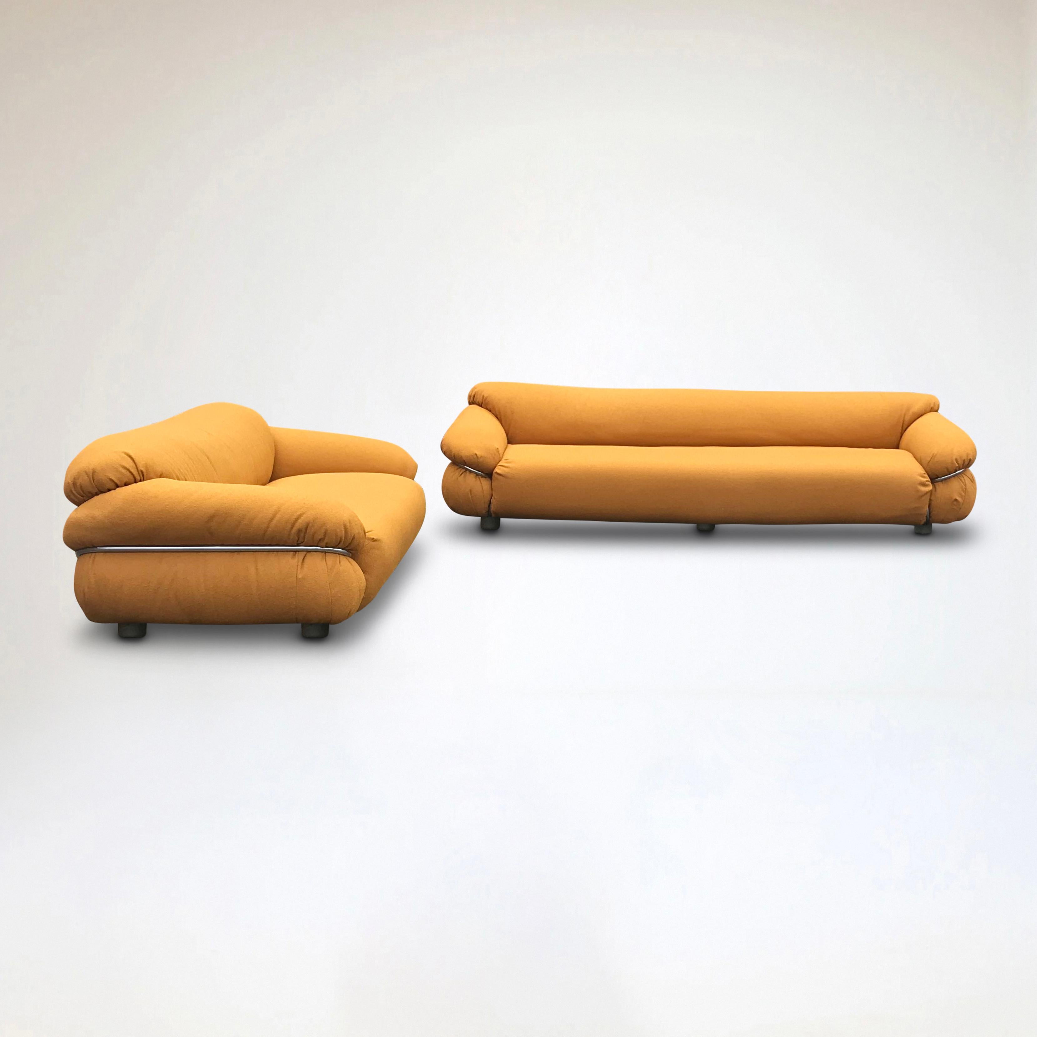 Sesann yellow bouclé sofa by Gianfranco Frattini for Cassina 1970s, set of 2 In Good Condition For Sale In Stavenisse, NL