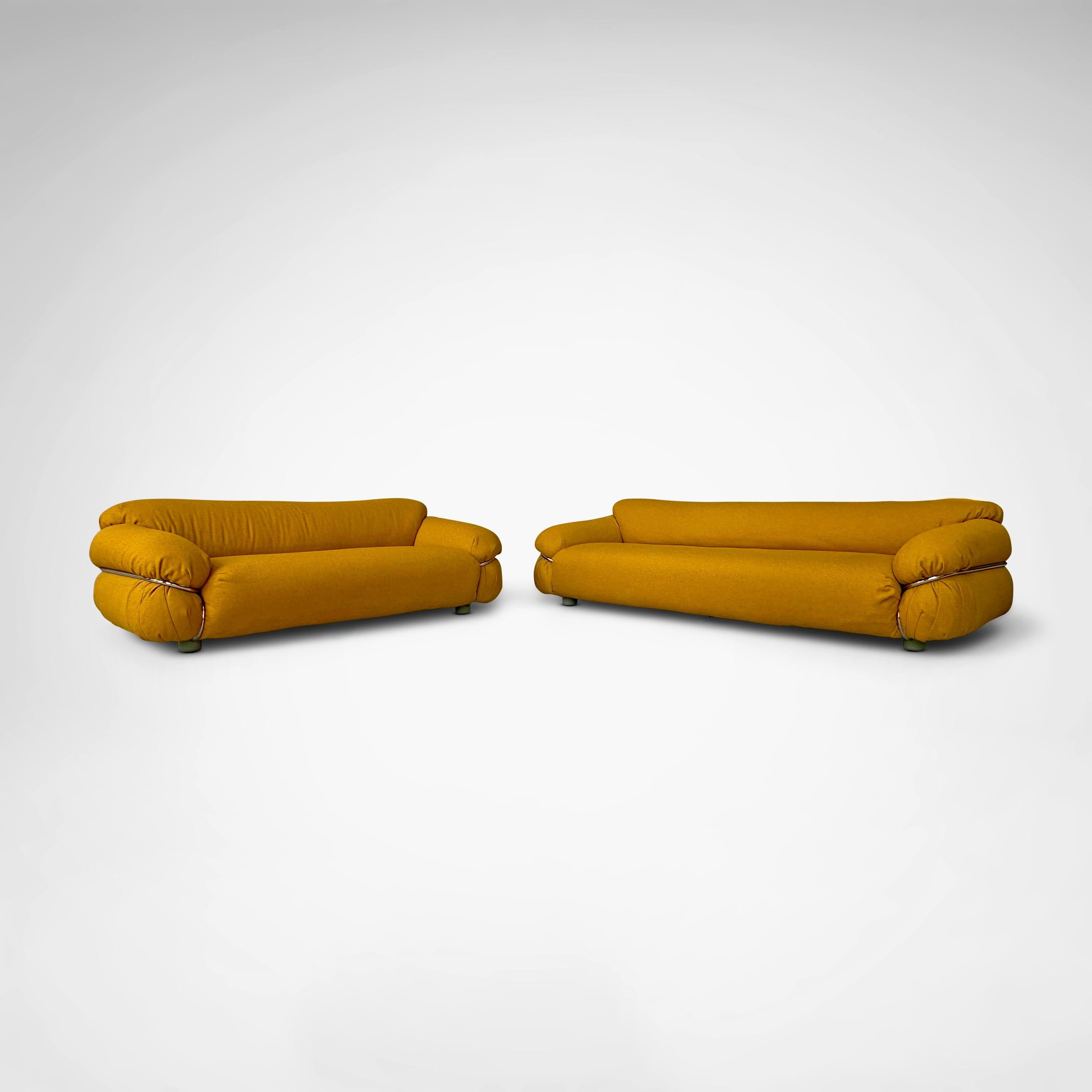 Sofá Sesann amarillo bouclé de Gianfranco Frattini para Cassina años 70, set de 2 en venta 2