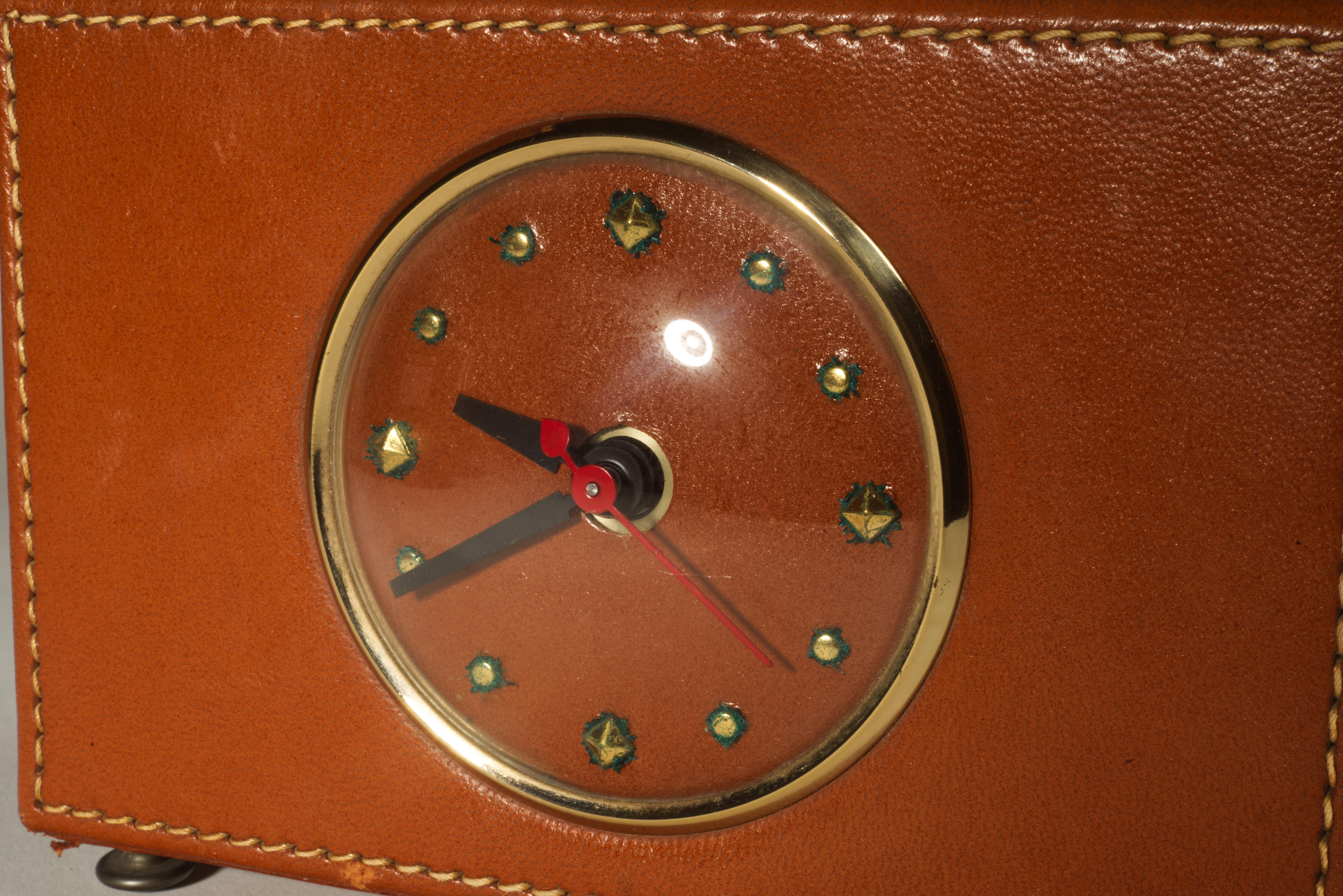 Session Leather Table clock. 4