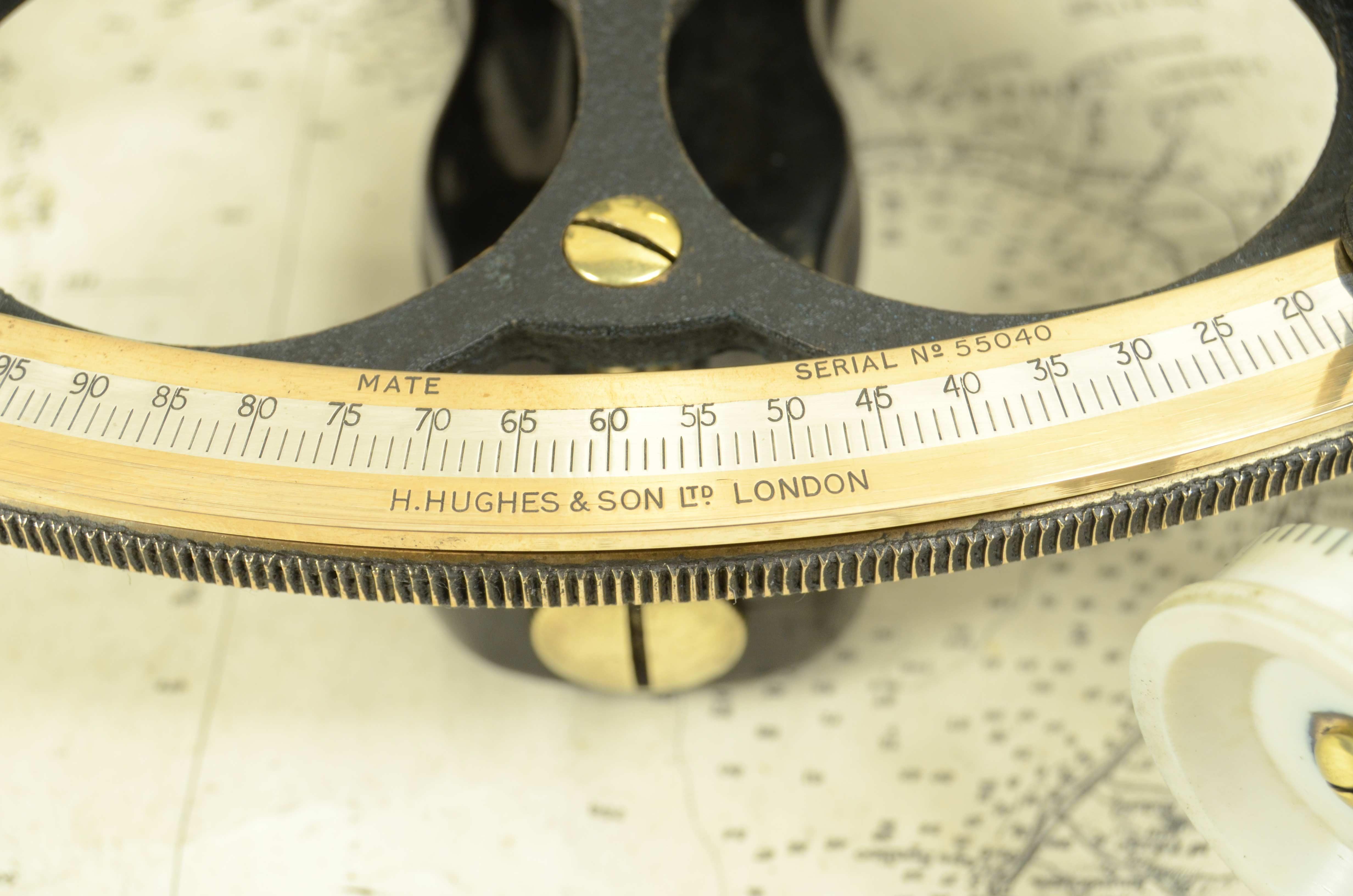 Brass sextant signed Husun Trade Mark  Serial No. 55040 from the 1930s 7