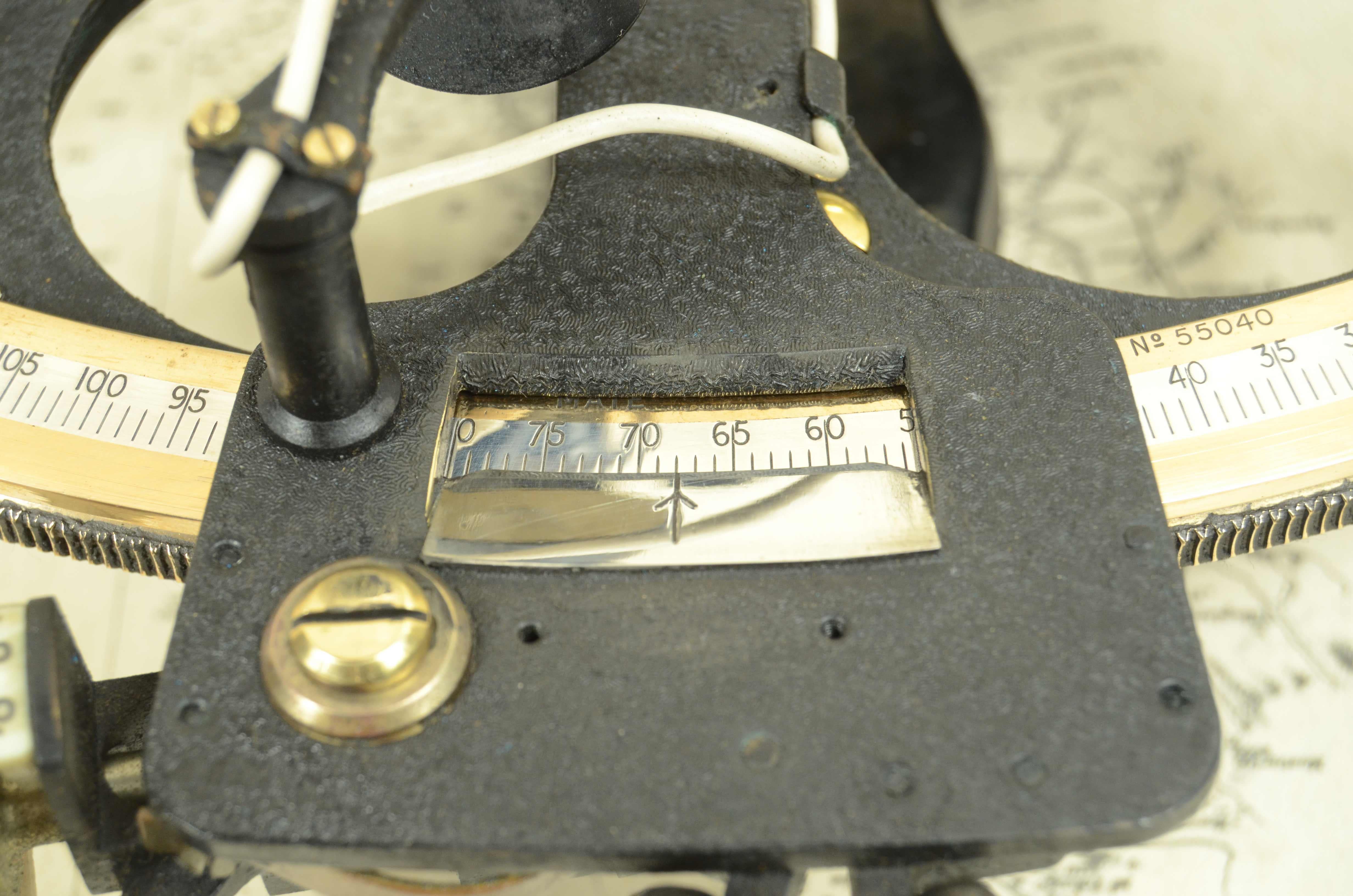 Brass sextant signed Husun Trade Mark  Serial No. 55040 from the 1930s 11