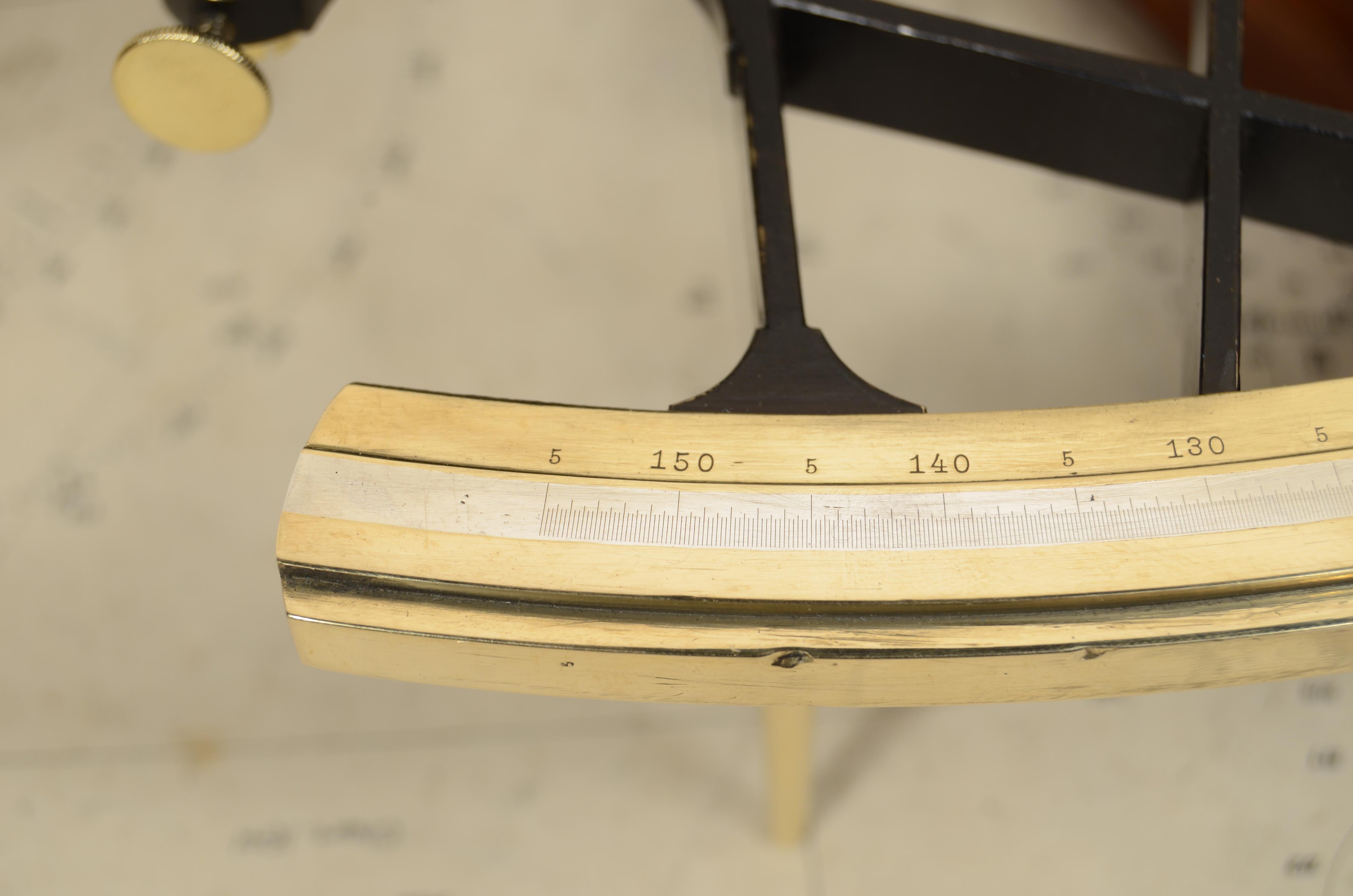 Sextant in  brass signed R. Jmme Berlin no. 2578 second  mid 19th Century 6