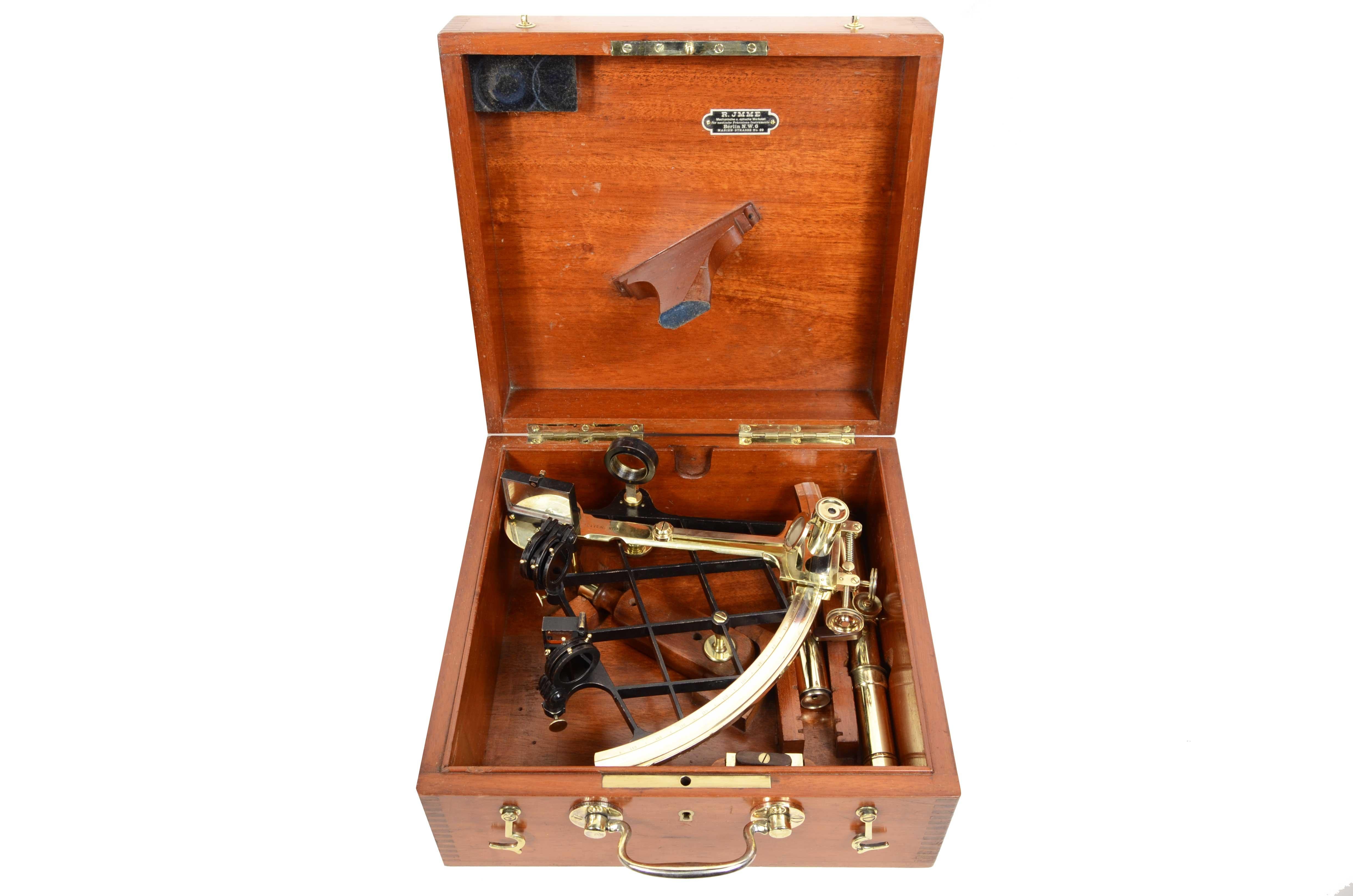 Late 19th Century Sextant in  brass signed R. Jmme Berlin no. 2578 second  mid 19th Century