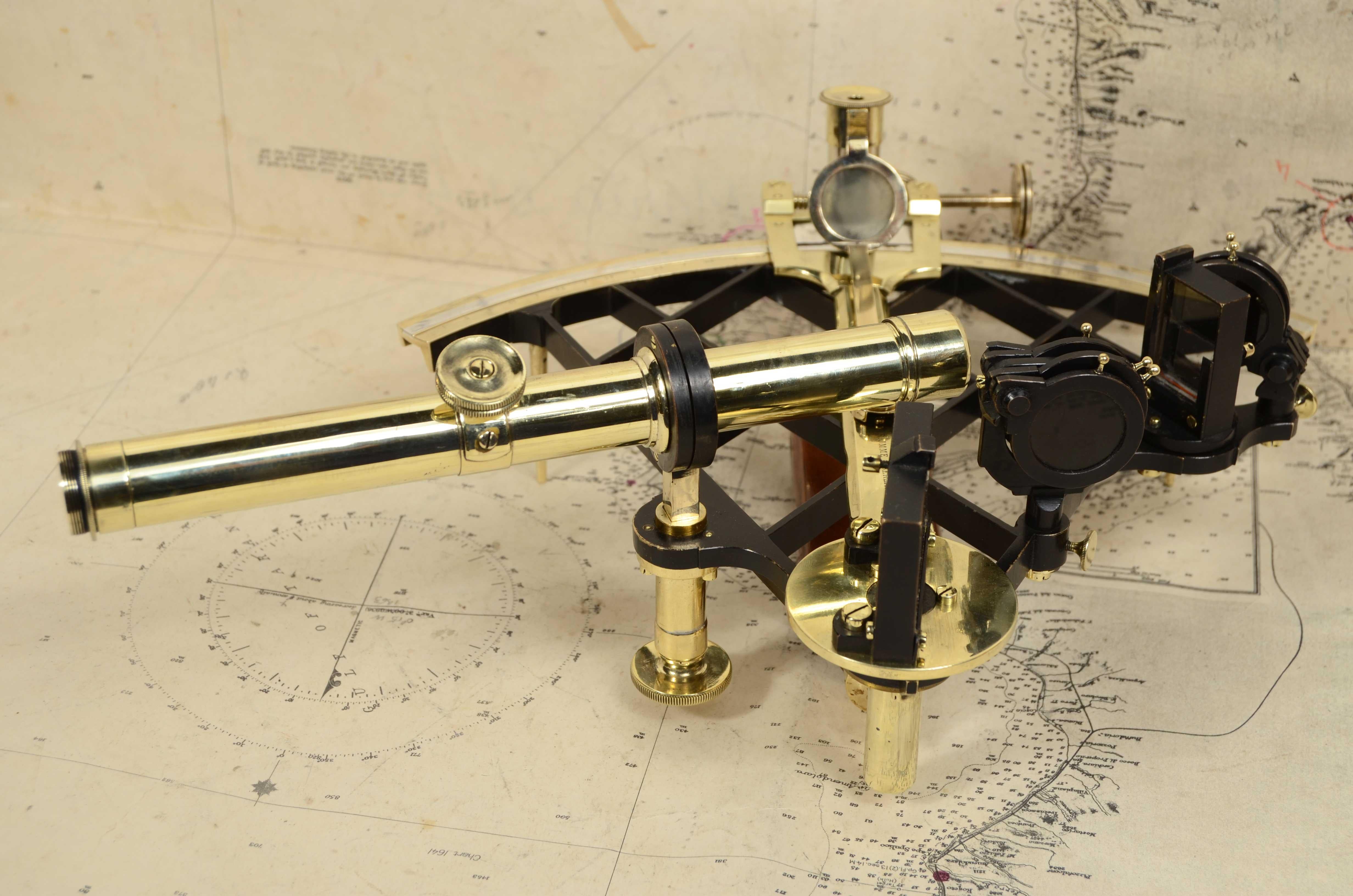 Sextant in  brass signed R. Jmme Berlin no. 2578 second  mid 19th Century 2