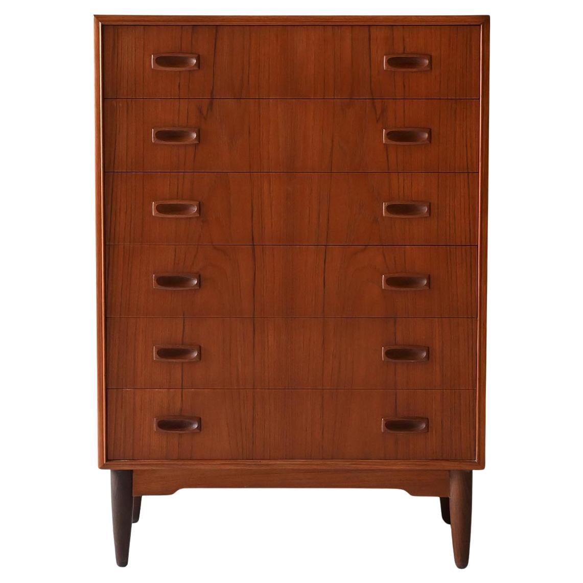 Sestina scandinava vintage in teak anni ’60