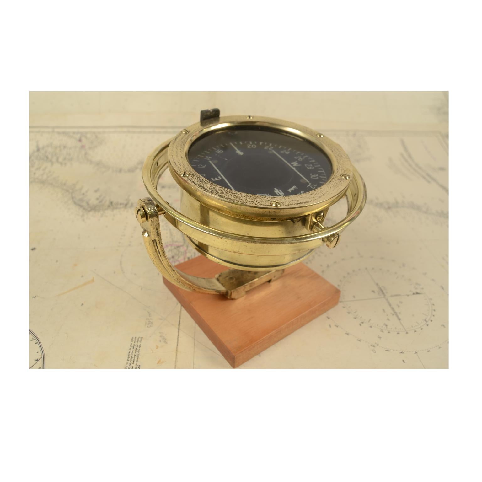 Sestrel Aeronautical Magnetic Compass Signed H B & S Ltd London on Wooden Base 2