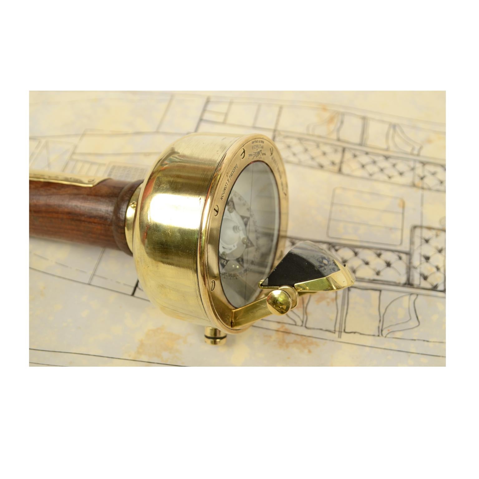 Sestrel Compass Late 19th Century, Brass and Wood Support base made of Brass 5
