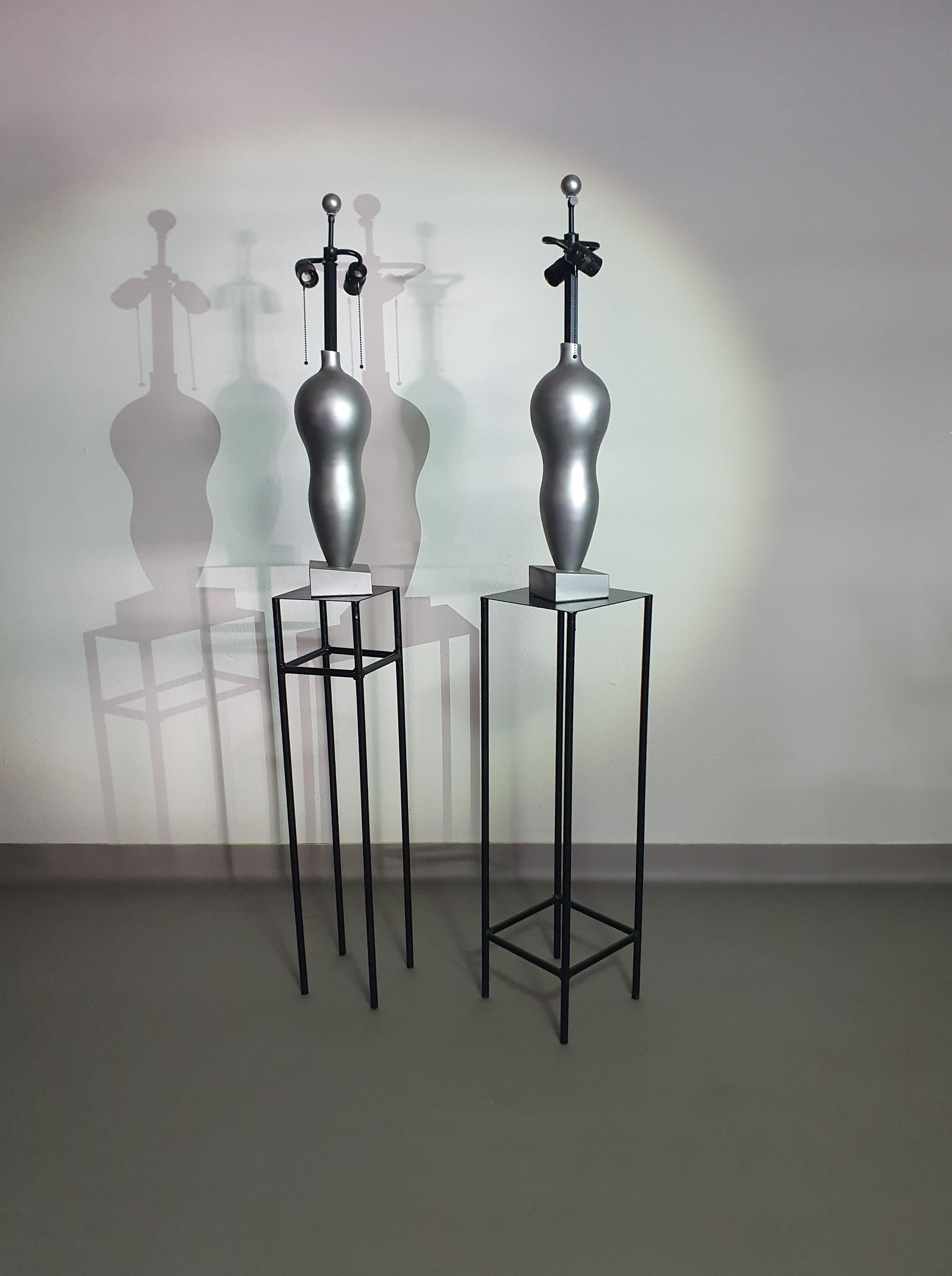 Mid-Century Modern Ensemble de 2 lampes Donghia. Modèle Rafaela de John Hutton en vente