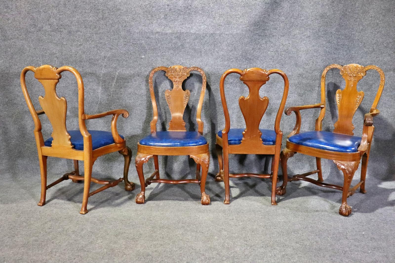 Set 10 Custom-Made Solid Walnut Georgian Carved Dining Chairs Manner of Gillows  For Sale 11