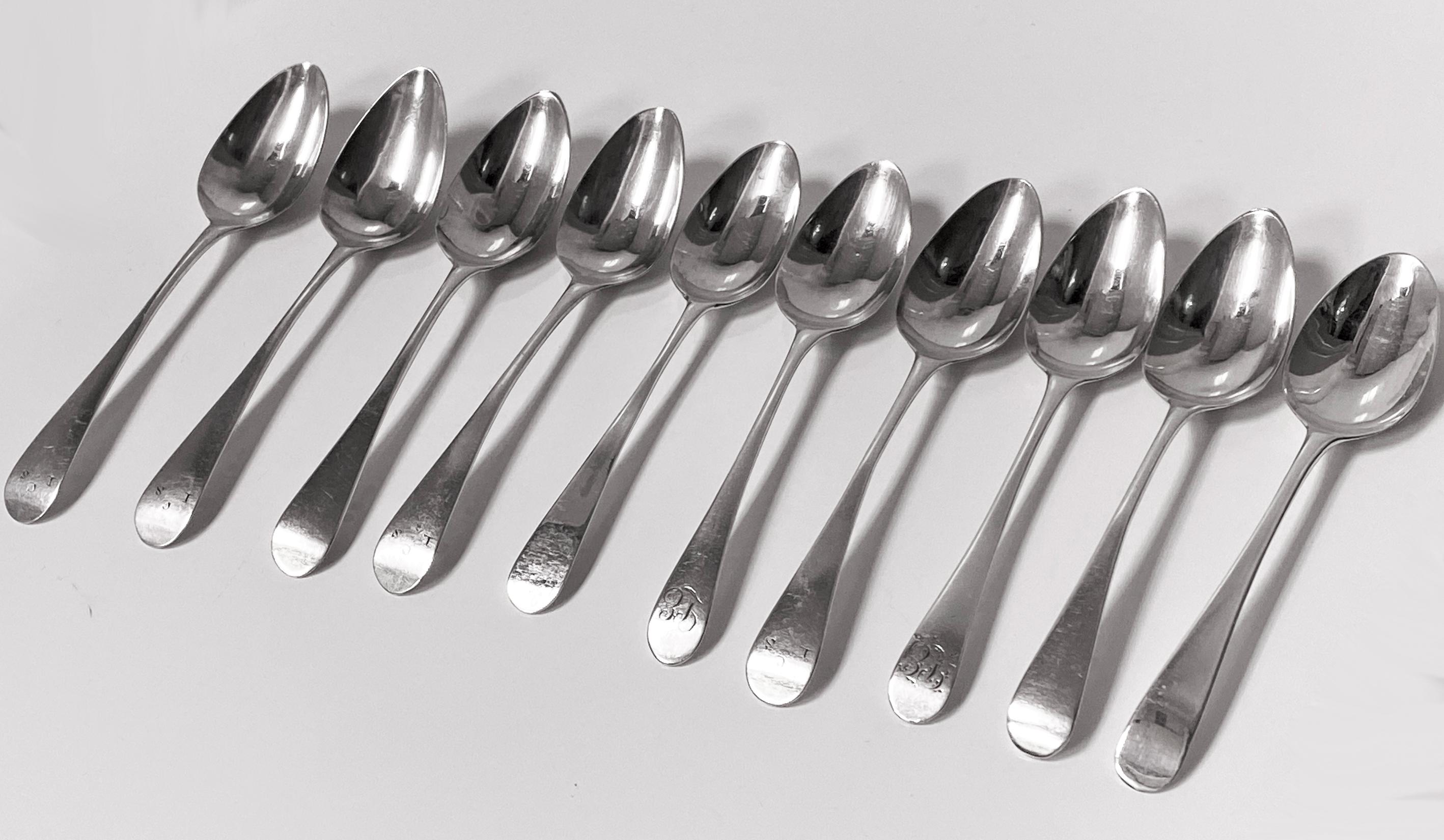 GOIYZTTR 24-teiliges Besteck Set - 12 Löffel & 12 Gabeln Aus Edelstahl Für Party & Feiern