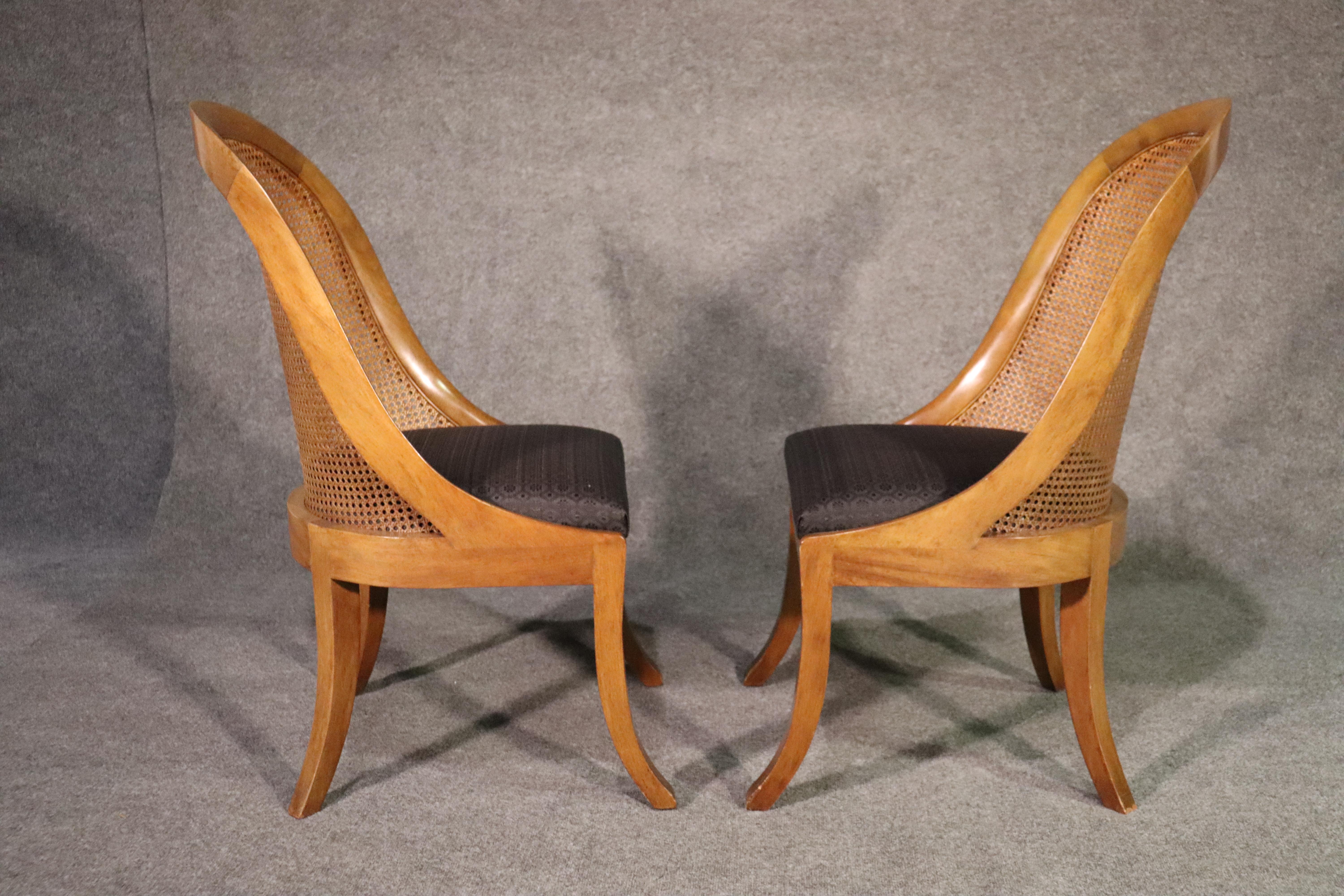 Set of 10 Hollywood Regency Solid Walnut Cane Dining Chairs, circa 1950 In Good Condition In Swedesboro, NJ