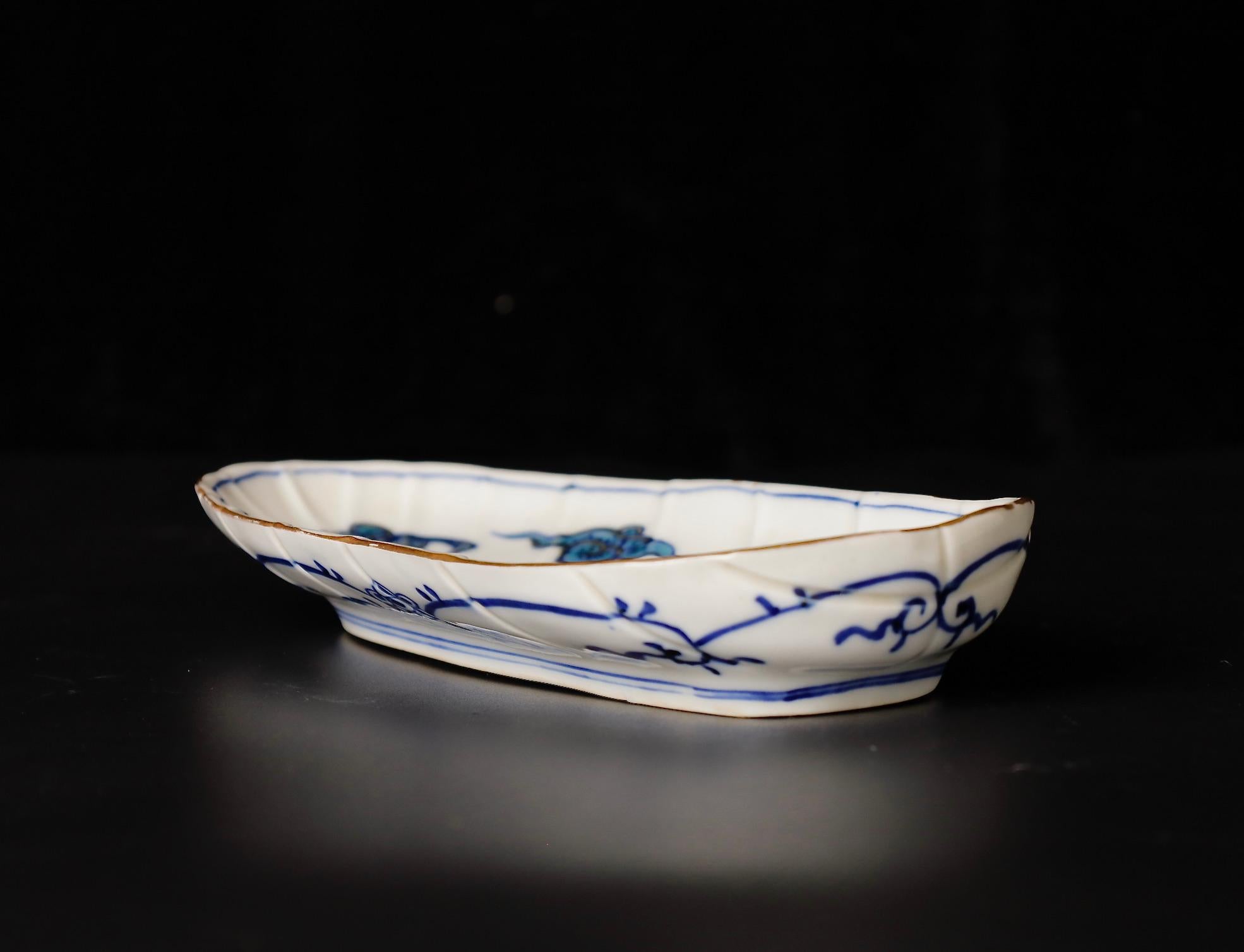 Set '10 Pc.' of Edo Period Imari Porcelain Plates with Dragon Motive 3