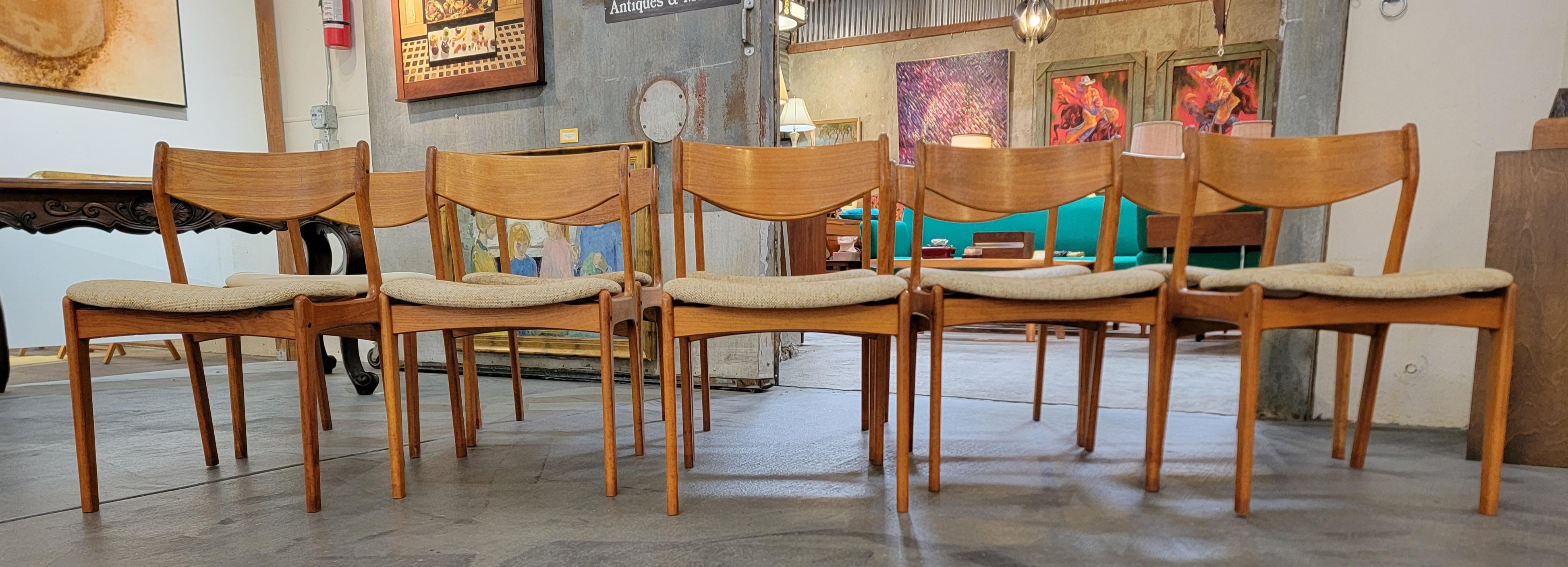 SET 10 Teak Dining Chairs by P. E. Jorgensen for Farso 4