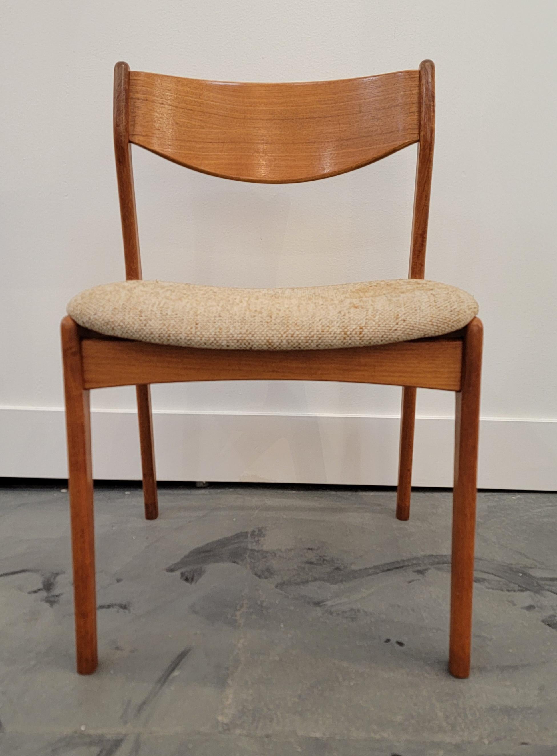 Scandinave moderne Set de 10 chaises de salle à manger en teck de P. E. Jorgensen pour Farso en vente