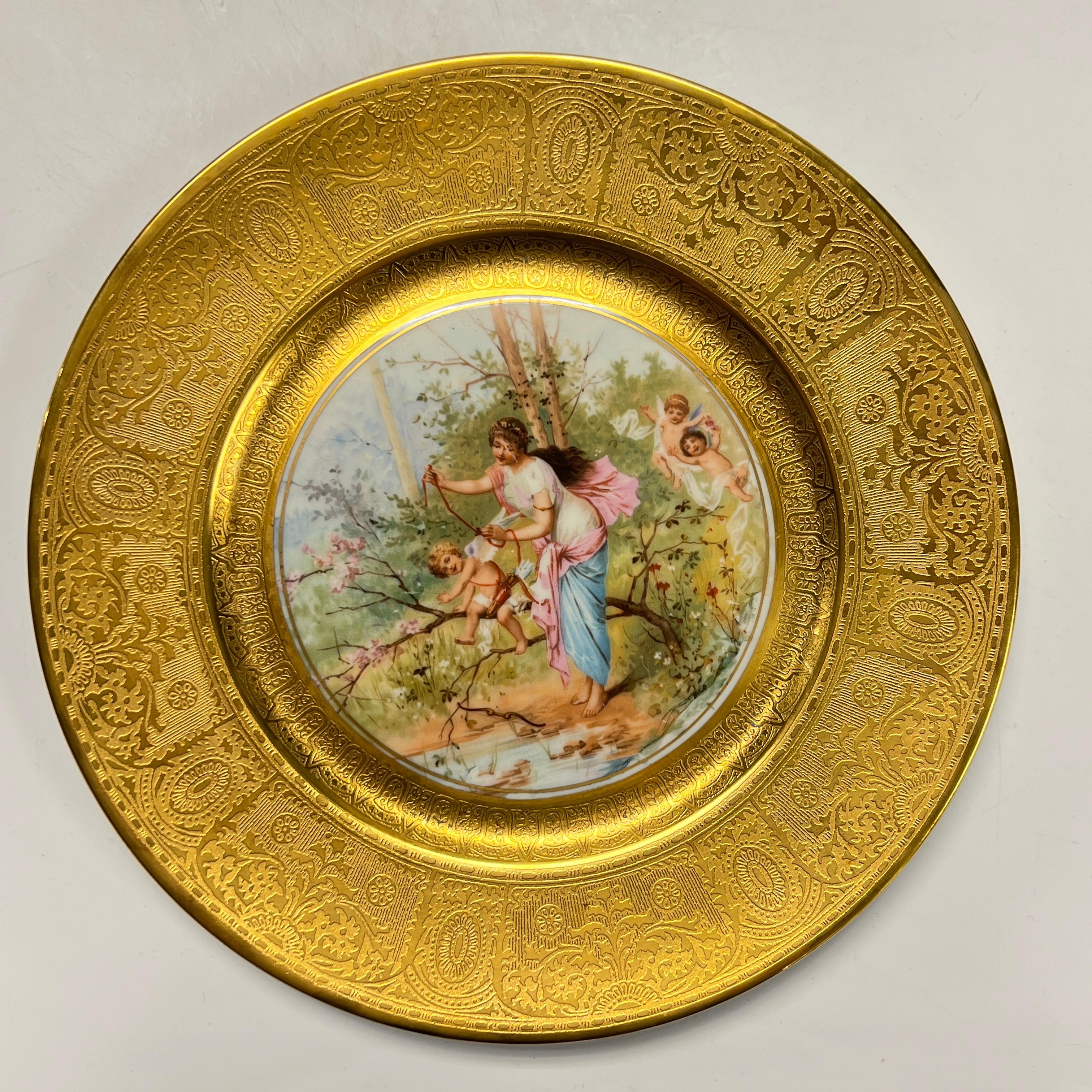 Set di 12 piatti antichi dorati neoclassici di Imperial in vendita 5
