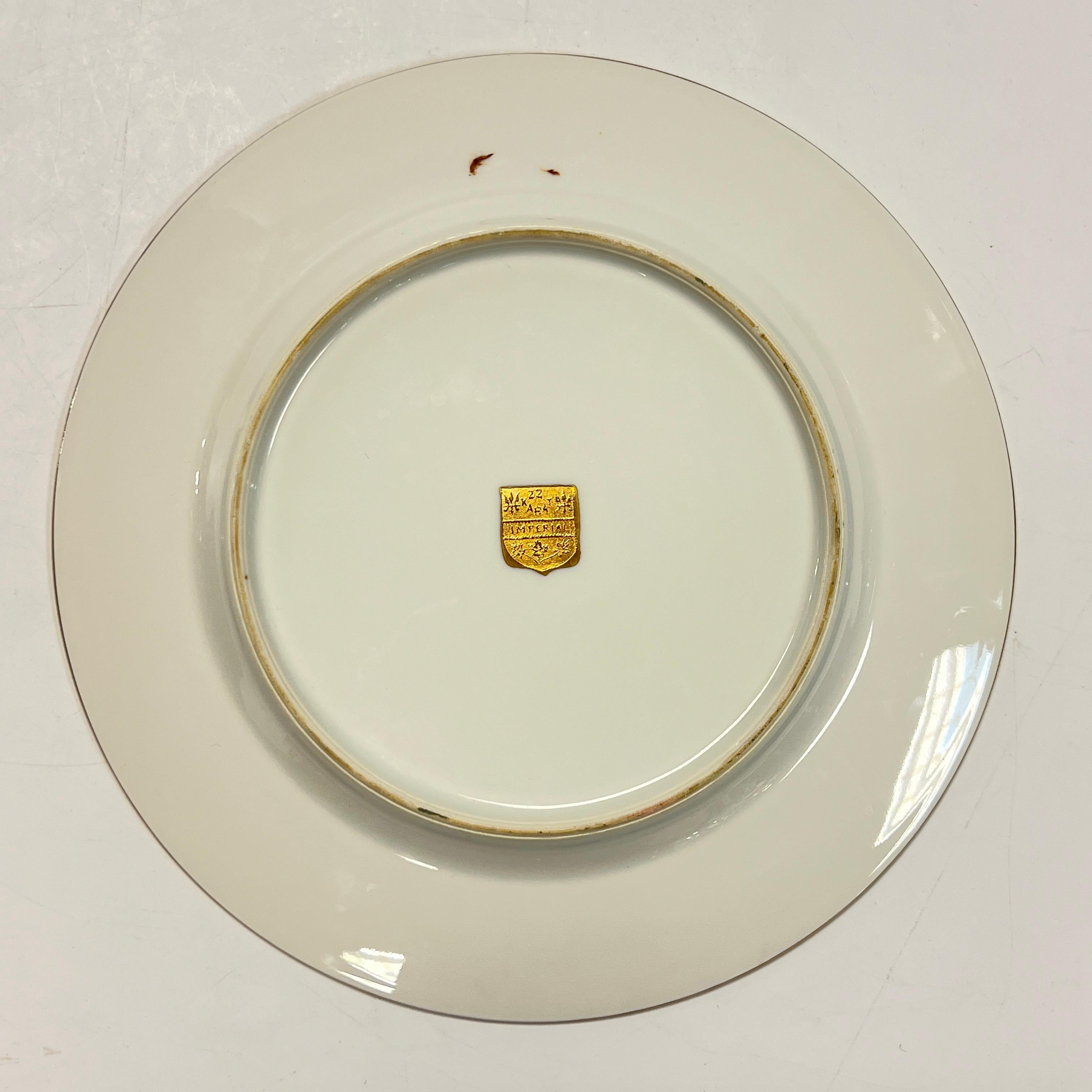 Set di 12 piatti antichi dorati neoclassici di Imperial in vendita 6