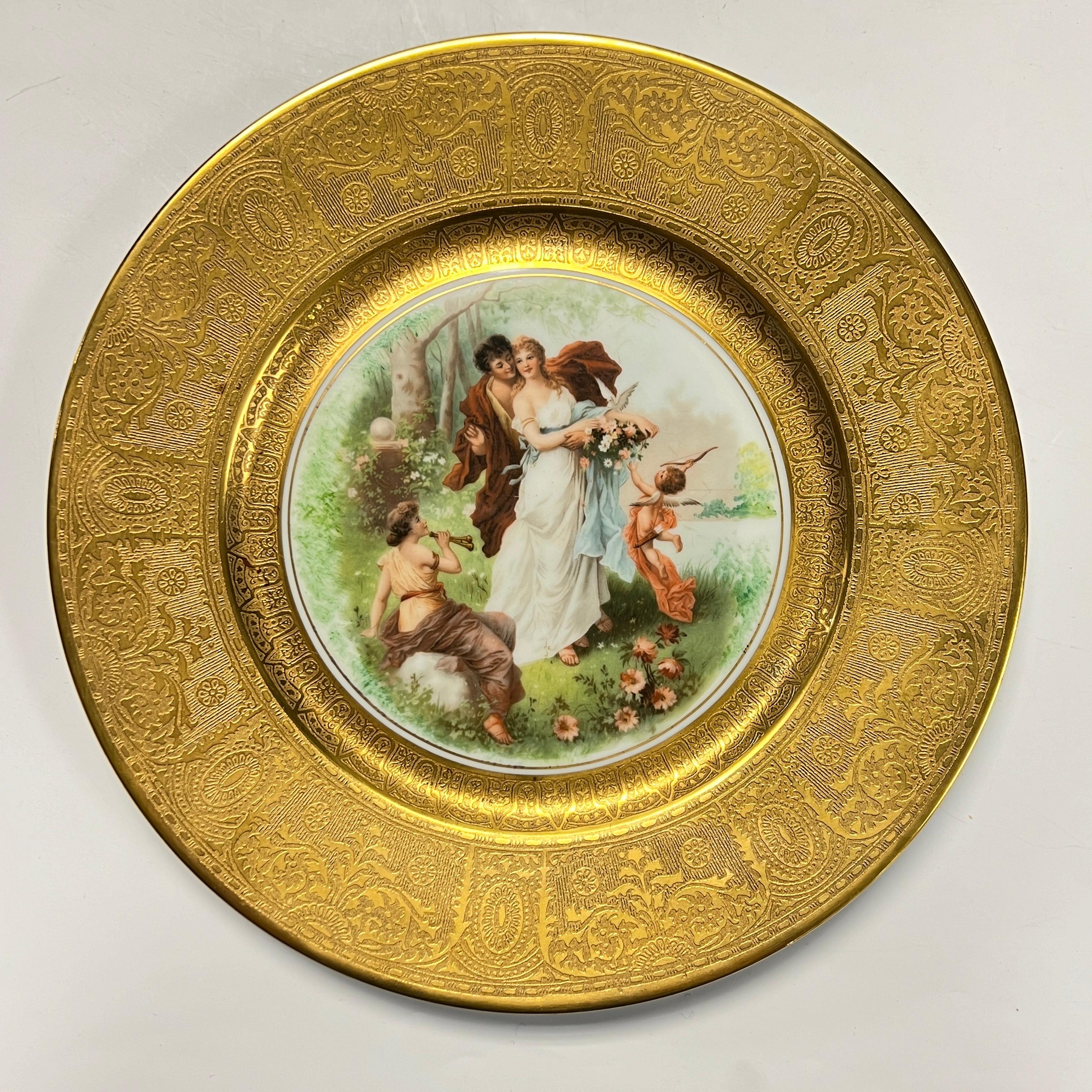 Porcellana Set di 12 piatti antichi dorati neoclassici di Imperial in vendita