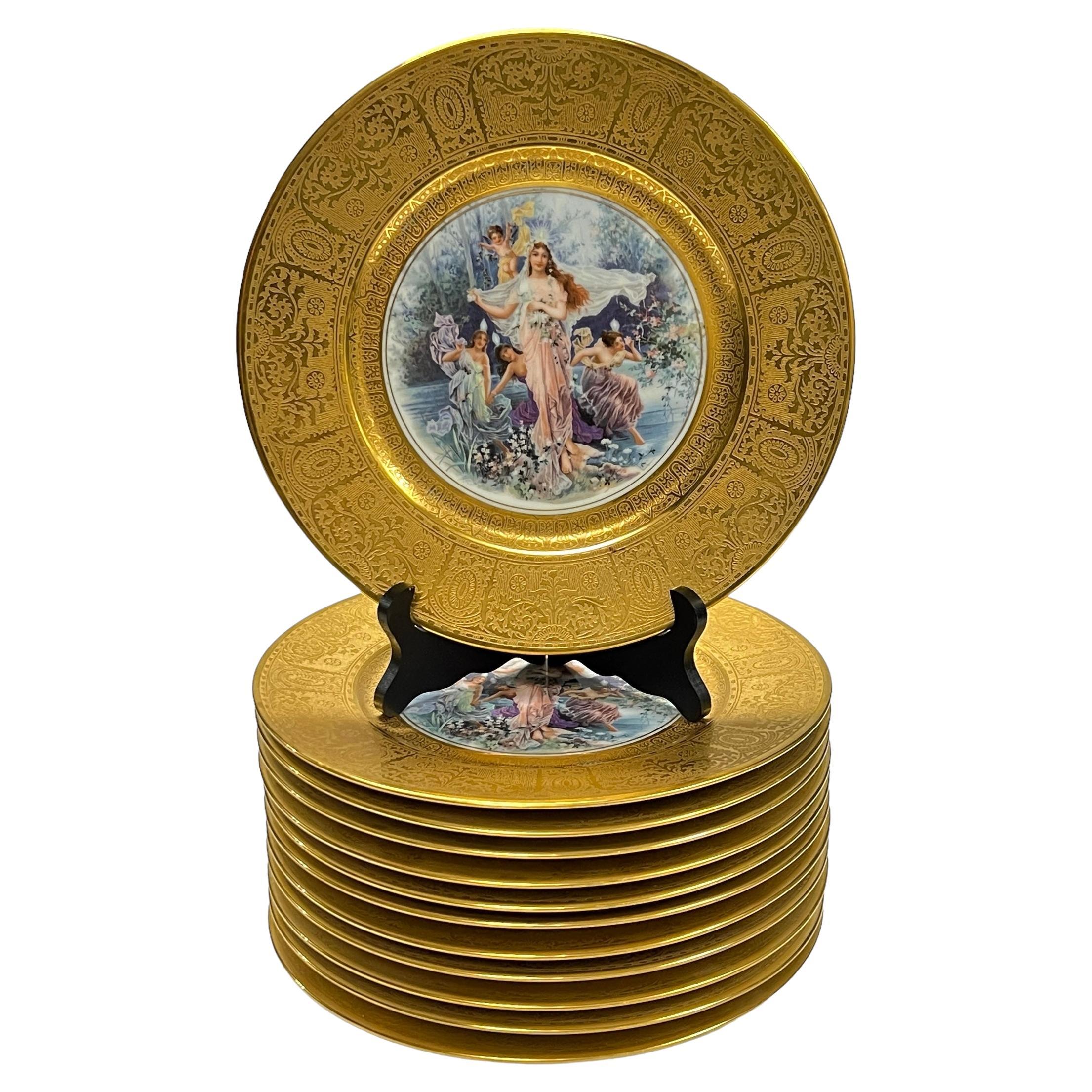 Set di 12 piatti antichi dorati neoclassici di Imperial in vendita