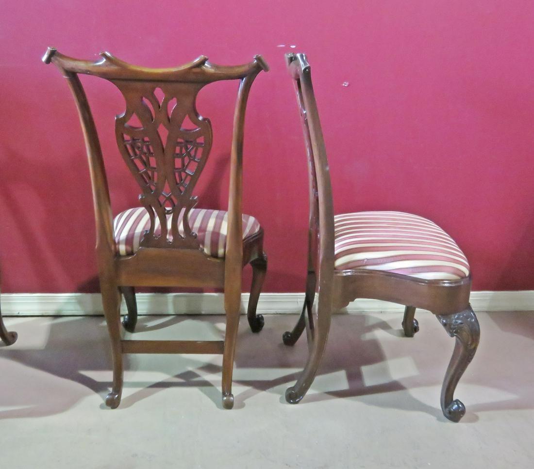Set 12 Carved Mahogany English Chippendale Georgian Dining Chairs, Circa 1900 In Good Condition In Swedesboro, NJ