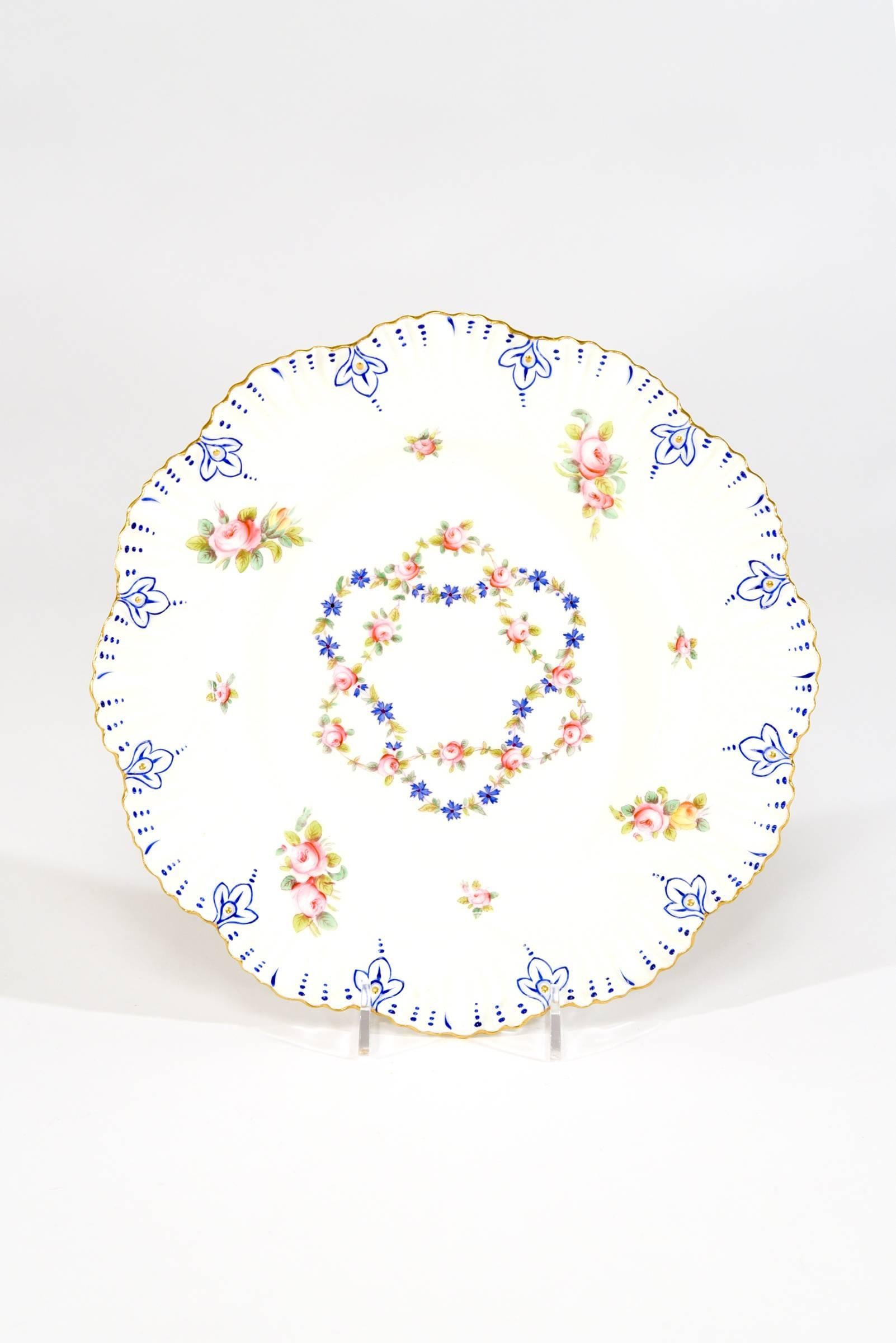 English Set of 12 Coalport White Shaped Rim Dinner Plates with Handpainted Roses For Sale