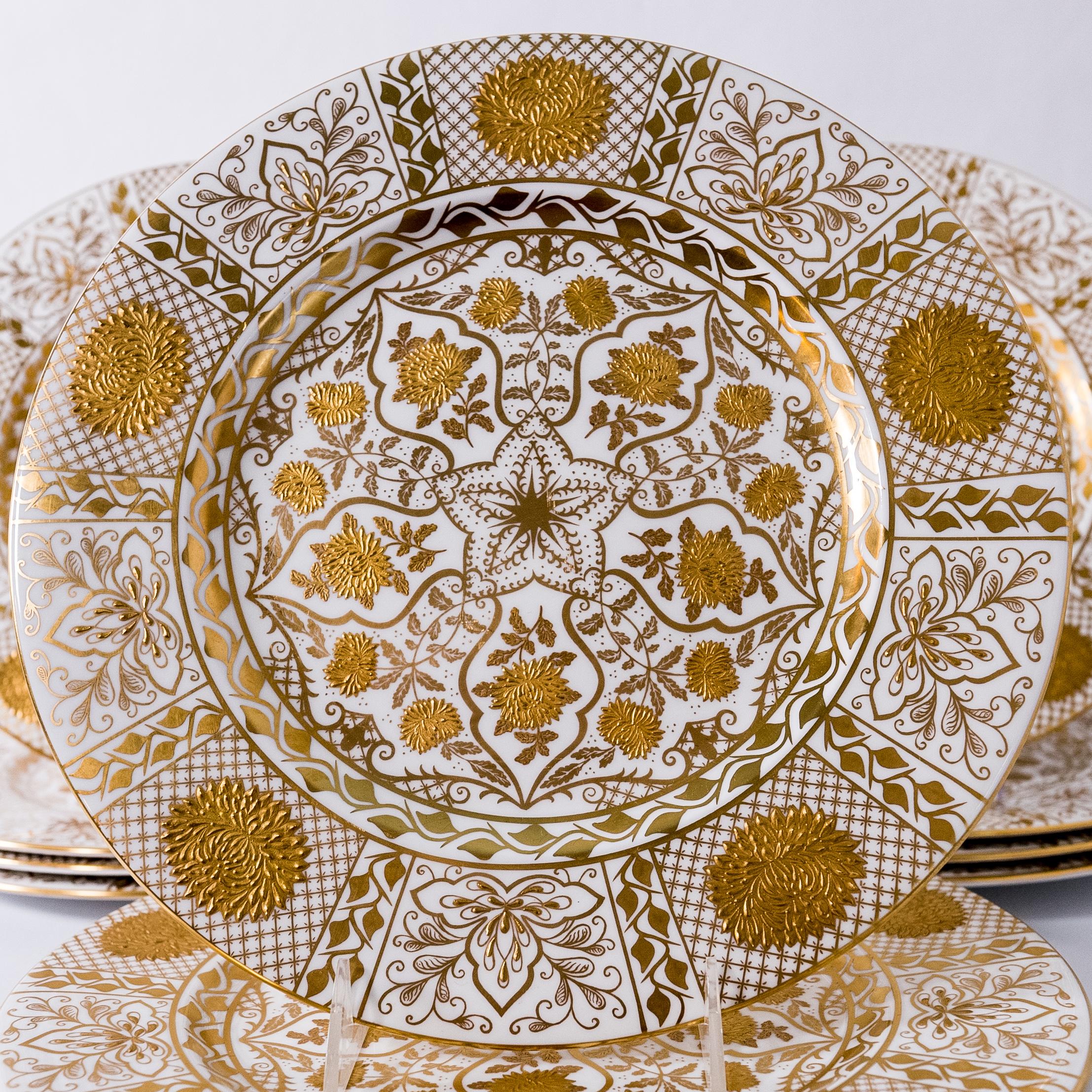 Hand-Crafted Set 12 Heavy Gilt Encrusted Chargers or Presentation Plates, Thomas Goode London