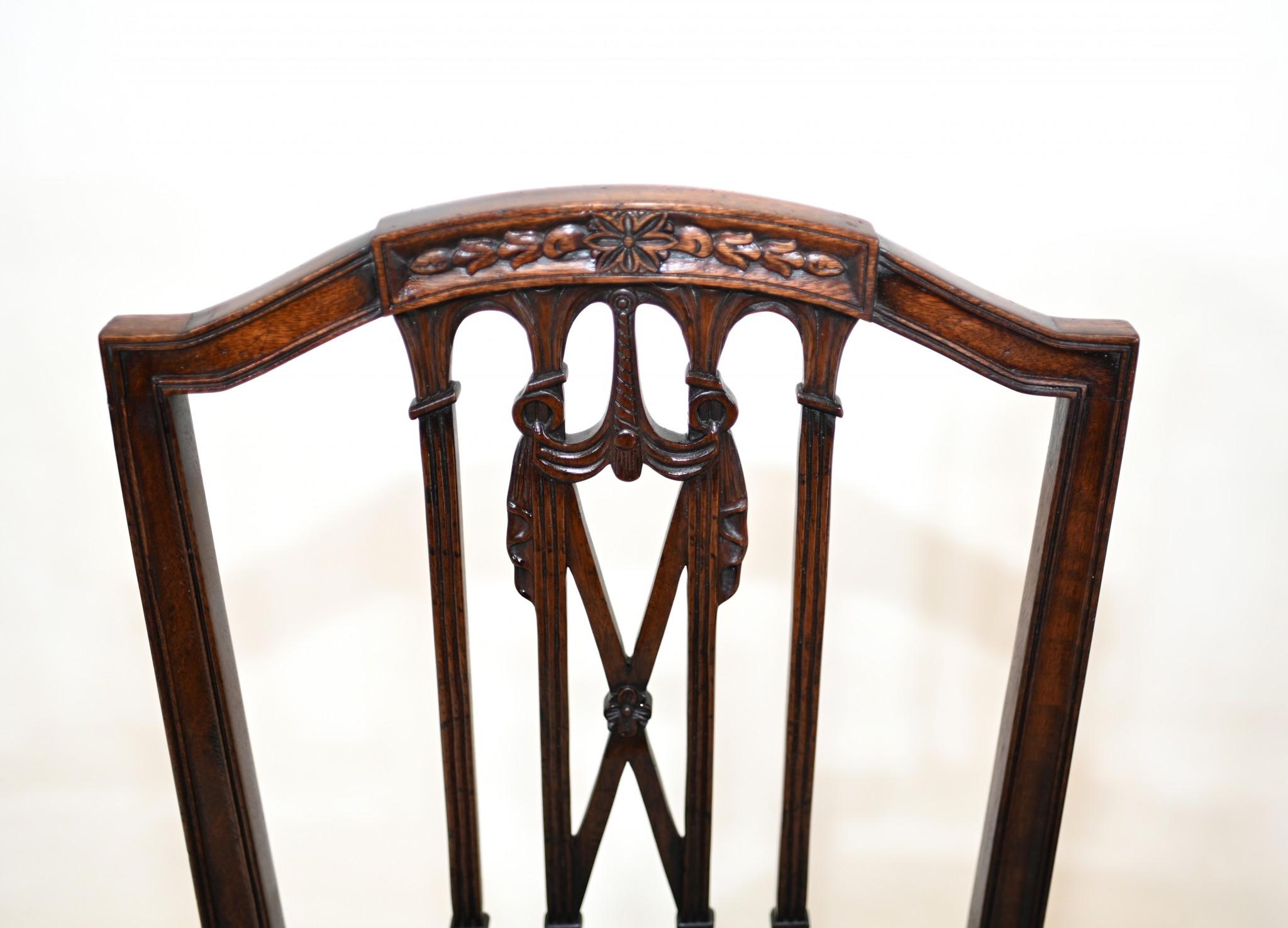 Mogano Set 12 sedie da pranzo Hepplewhite in mogano 1890 in vendita