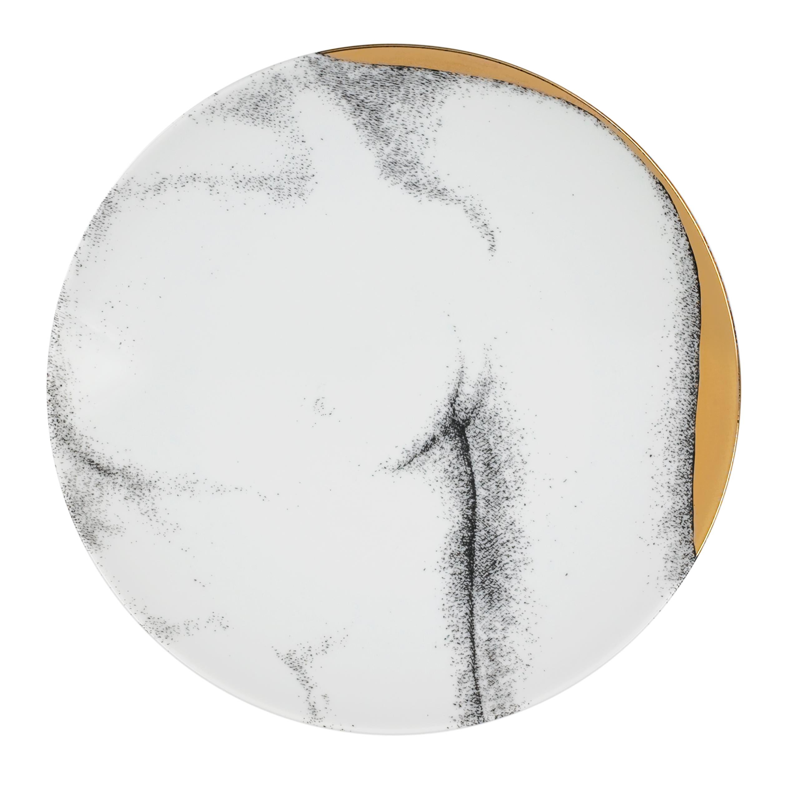 Hand-Painted Set 12 Porcelain Plates Adamo Black/White/Gold For Sale