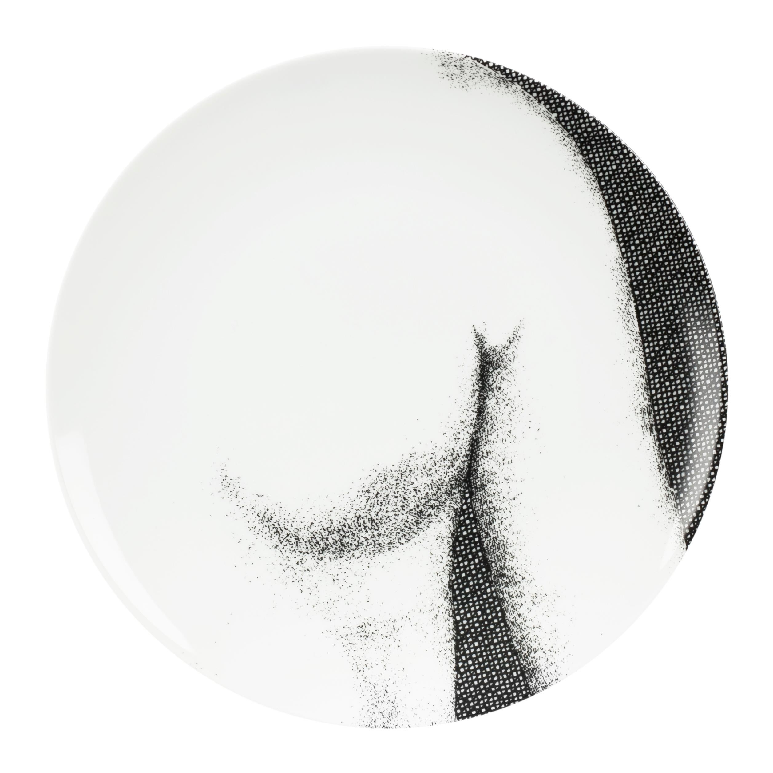 Hand-Painted Set 12 Porcelain Plates Eva Black/White For Sale