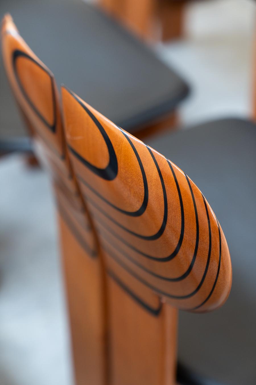 Set 12 Stühle Afra & Tobia Scarpa mod. Afrika - Gruppo Unico, 80/90 im Angebot 7