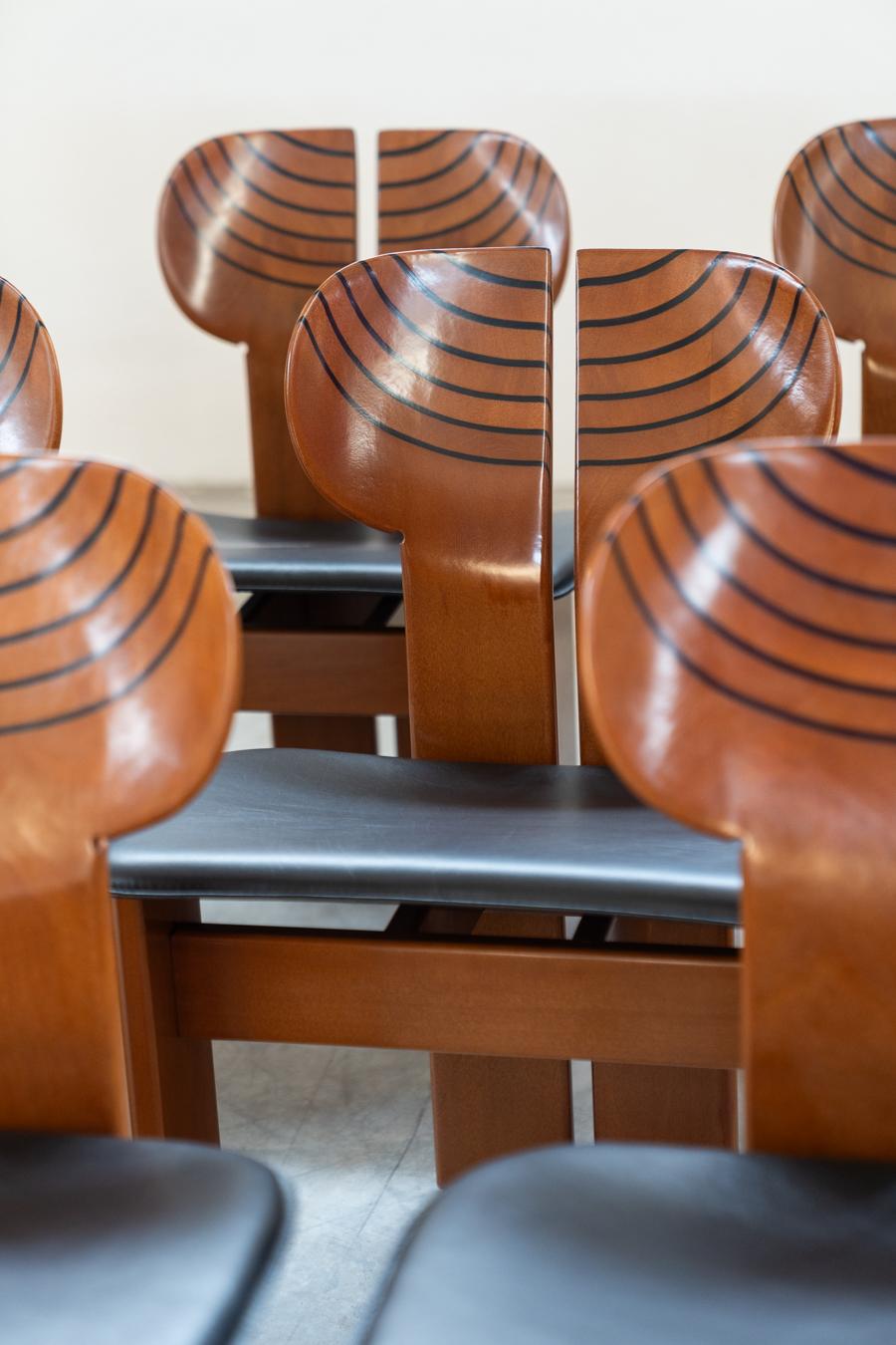 Set 12 chairs Afra & Tobia Scarpa mod. Africa - Gruppo Unico, 80/90 For Sale 1