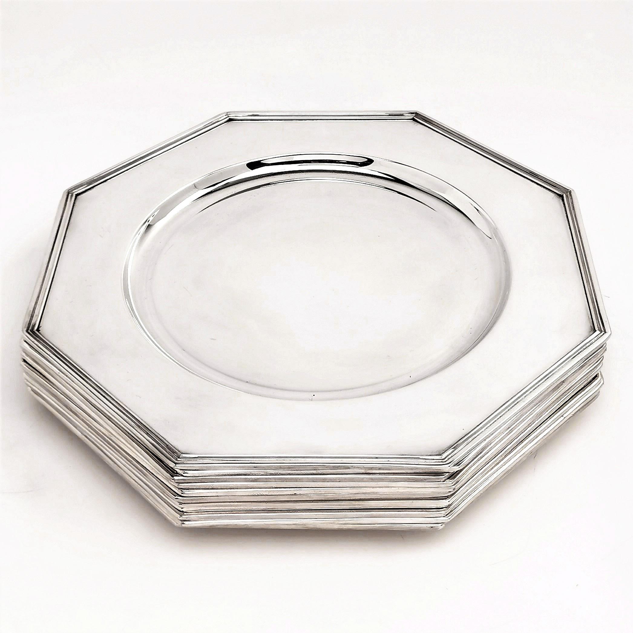 Set 12 Solid Silver Under Plates Chargers Lay Plates Italy, c 1960 930 Std In Good Condition In London, GB