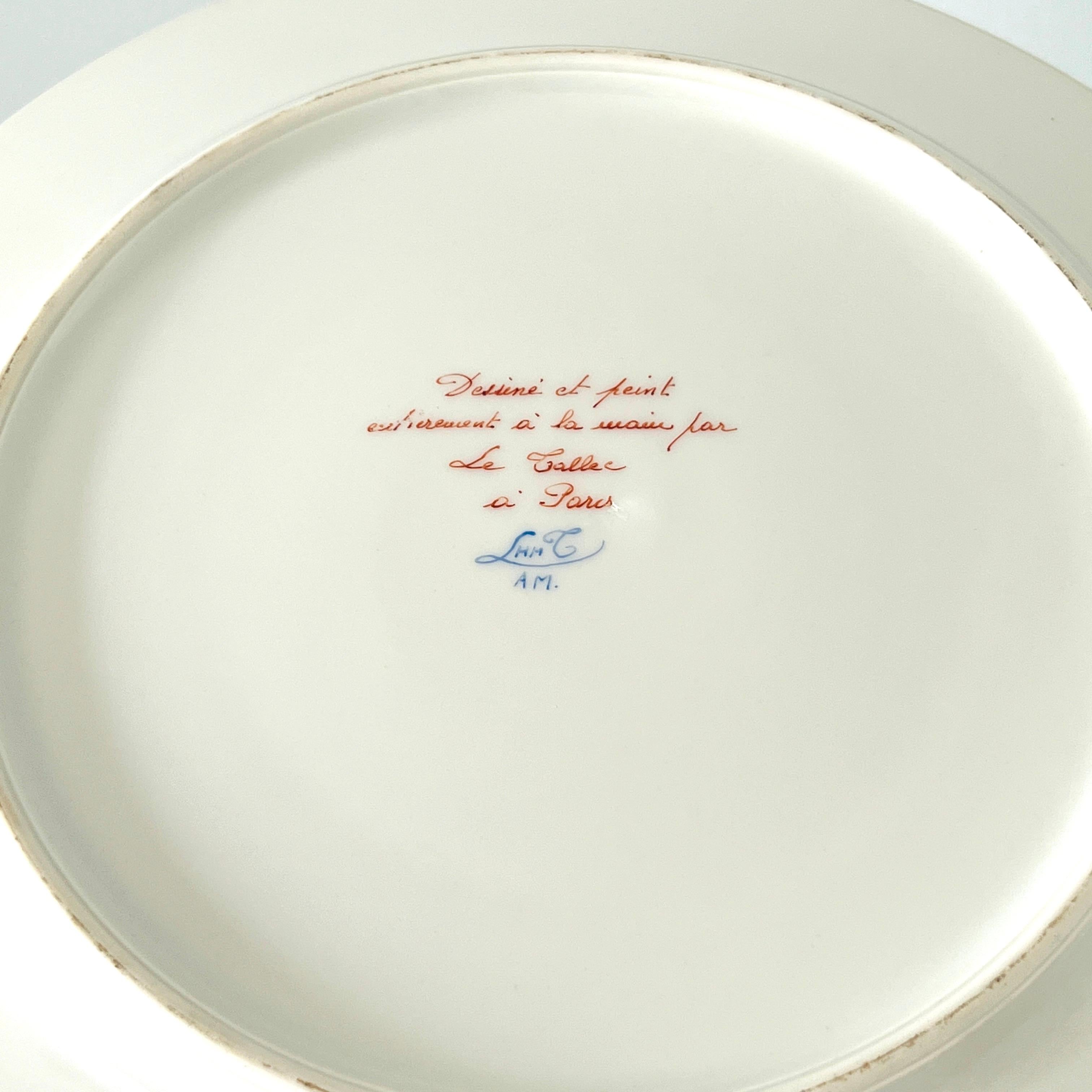 Lot de 14 assiettes en porcelaine Le Tallec peintes à la main avec motifs de mythologie grecque en or 1