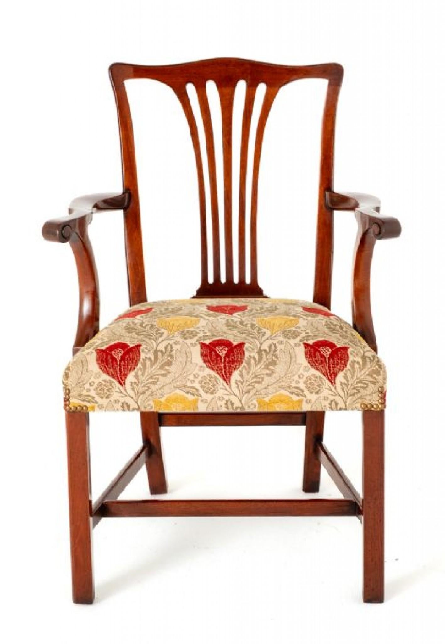 Set 16 Chippendale Dining Chairs Mahogany For Sale 9