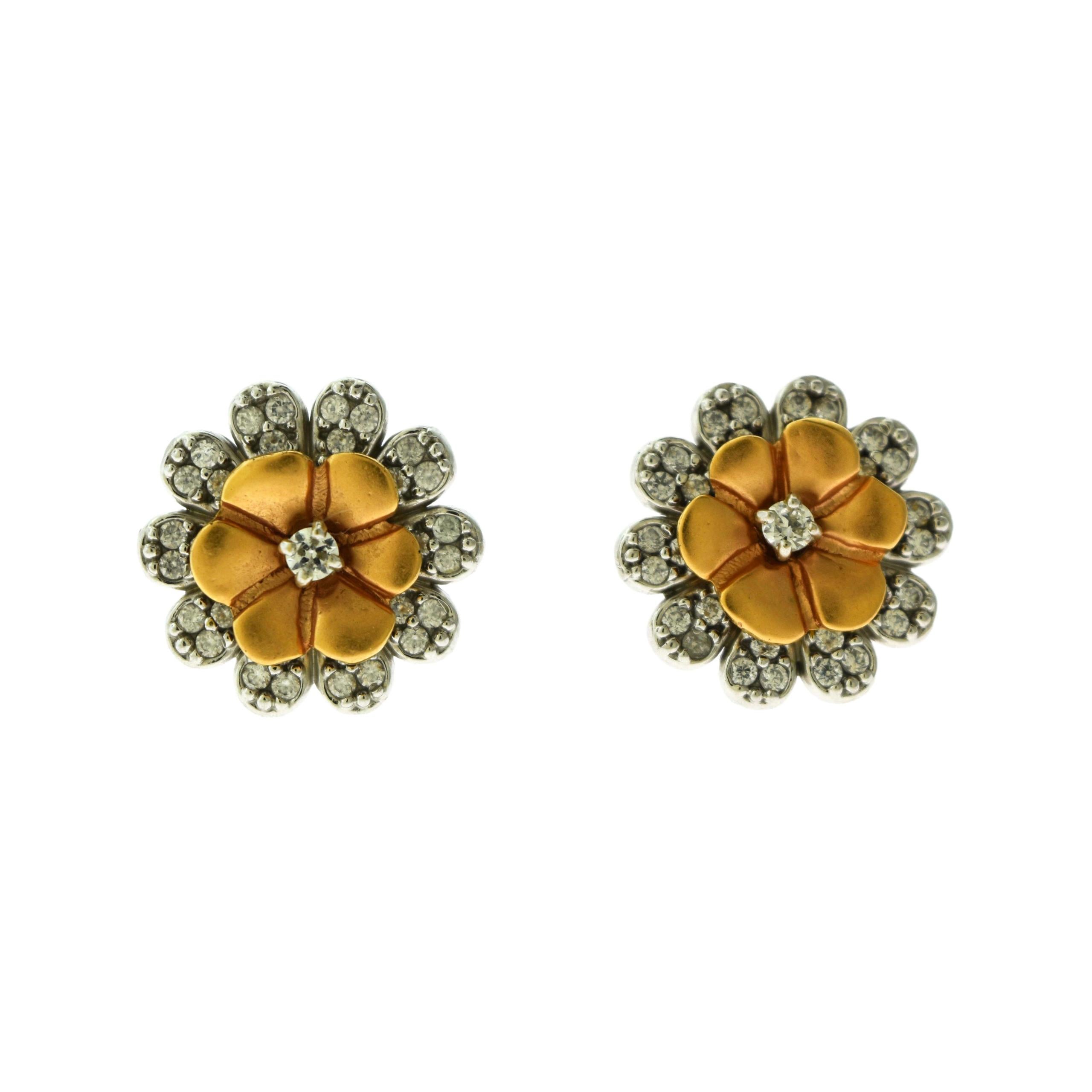 Set 18 Karat White, Rose Gold and Diamond Flower Studs and Pendant For Sale