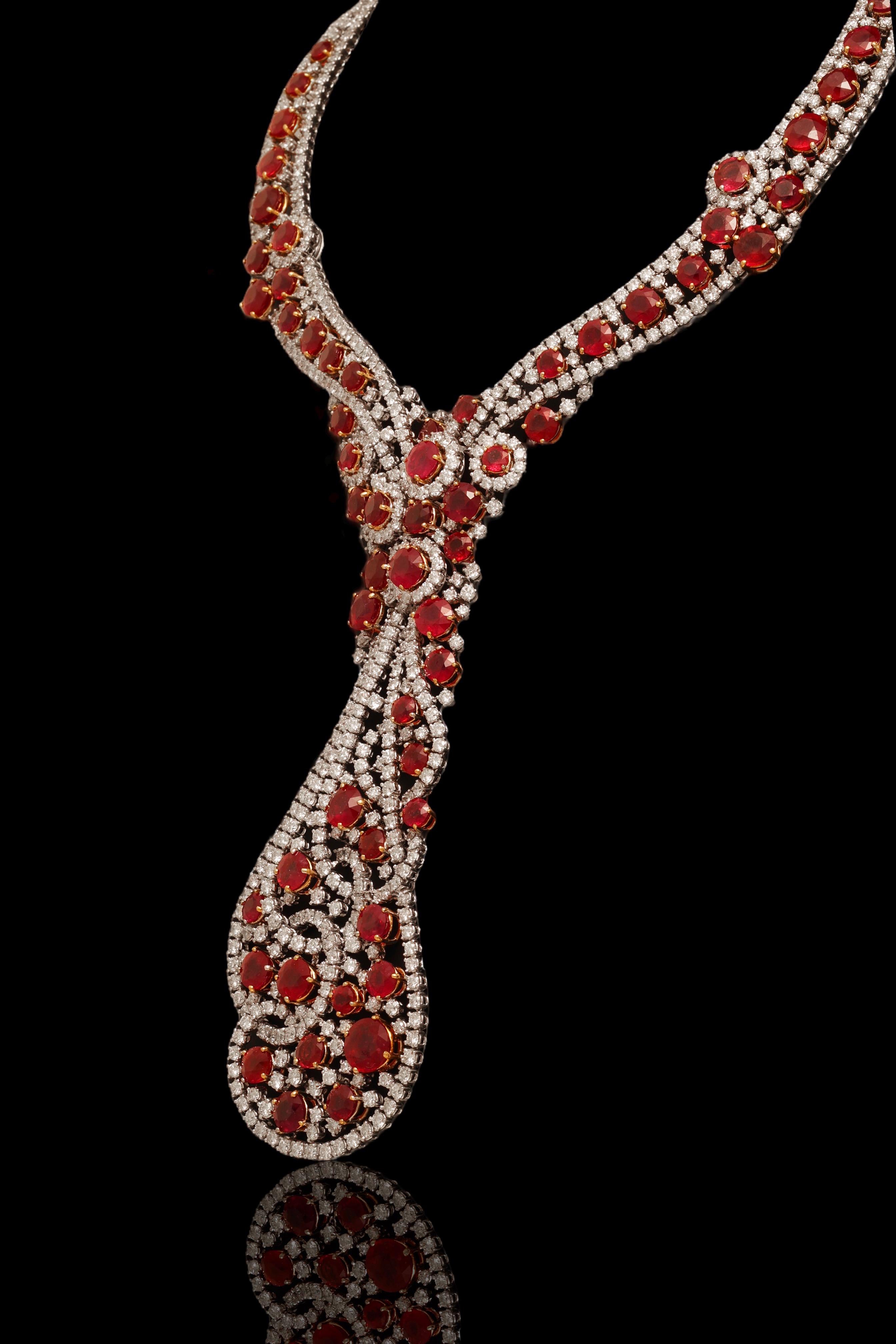 Set 18 kt. Gold Necklace, Earring, Ring, Bracelet, 116Ct Rubies & 105Ct Diamonds For Sale 1