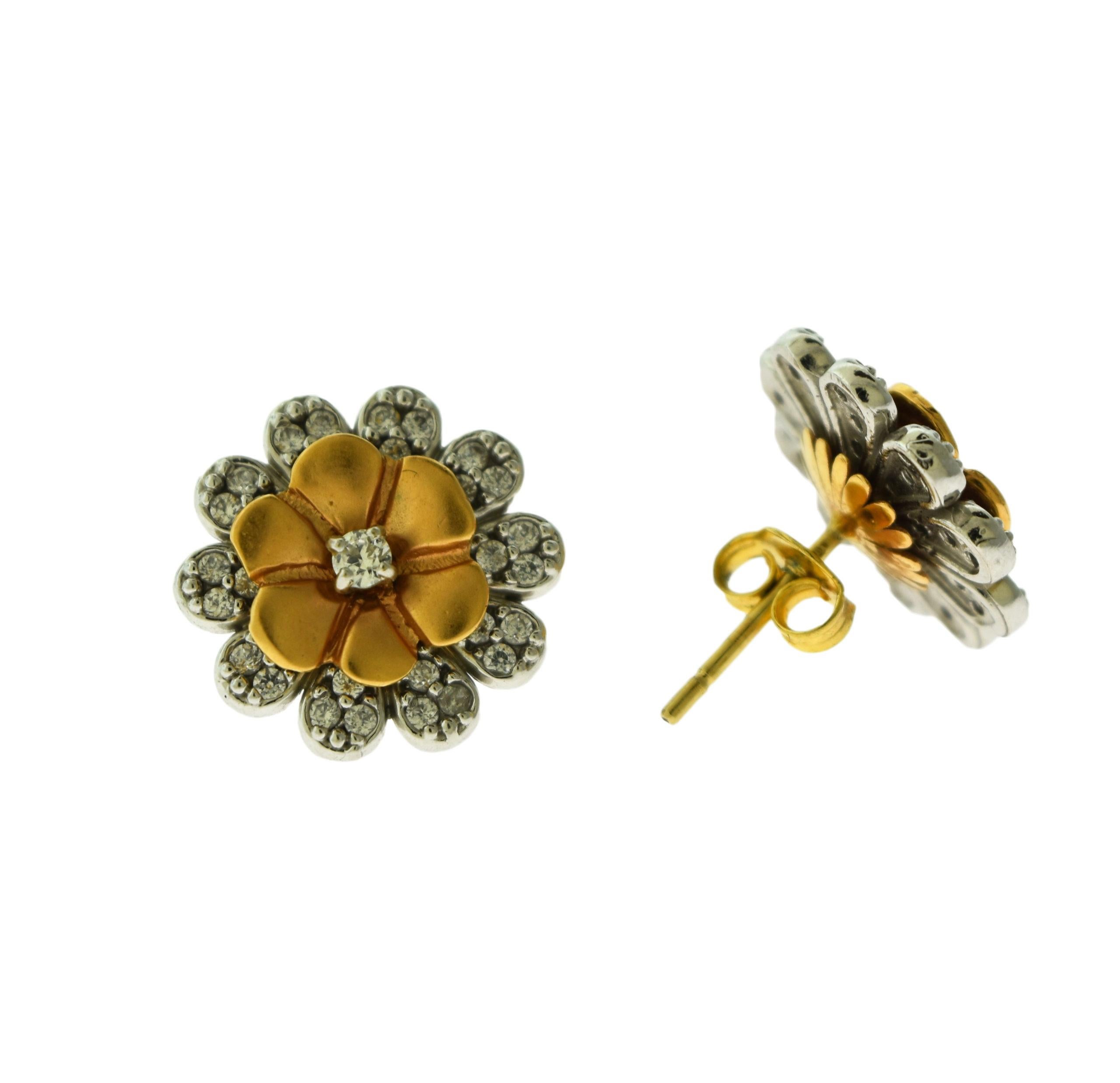 

Model: Stud Earrings & Matching Pendant

Metal: 18K White Gold and 18K Rose Gold

Stones: Diamonds

Number of Stones: 90 x 0.02 pts and 3 x 0.05 pts

Diamond Clarity: VS

Diamond Color : H-I

Total Item Weight(Grams): 10.9 g

Hallmarks:  Italy